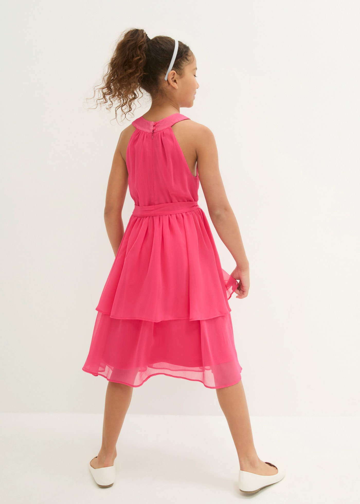 bonprix Robe midi design sans manches, taille élastique, avec ceinture séparée, jupe à volant