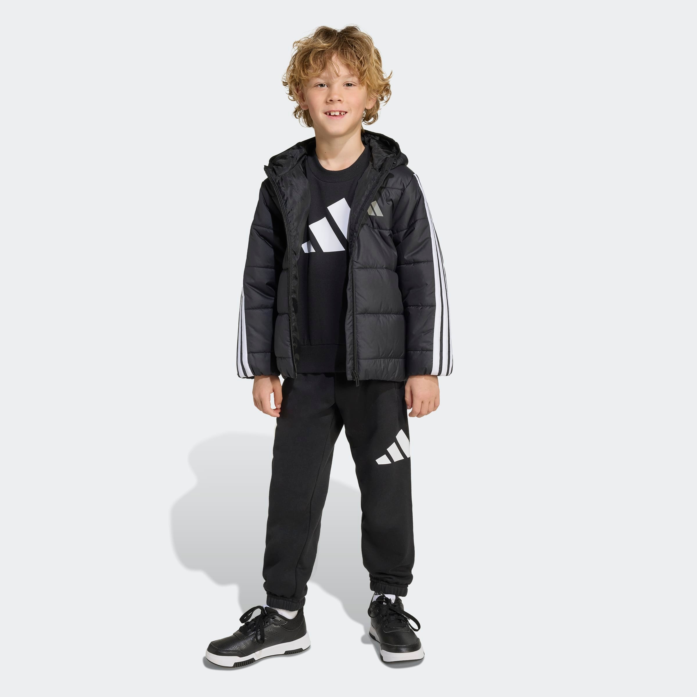 adidas Sportswear Veste d'hiver »ESSENTIALS 3-STREIFEN GEFÜTTERTE« für Kinder, mit Reissverschluss, leichtes Material