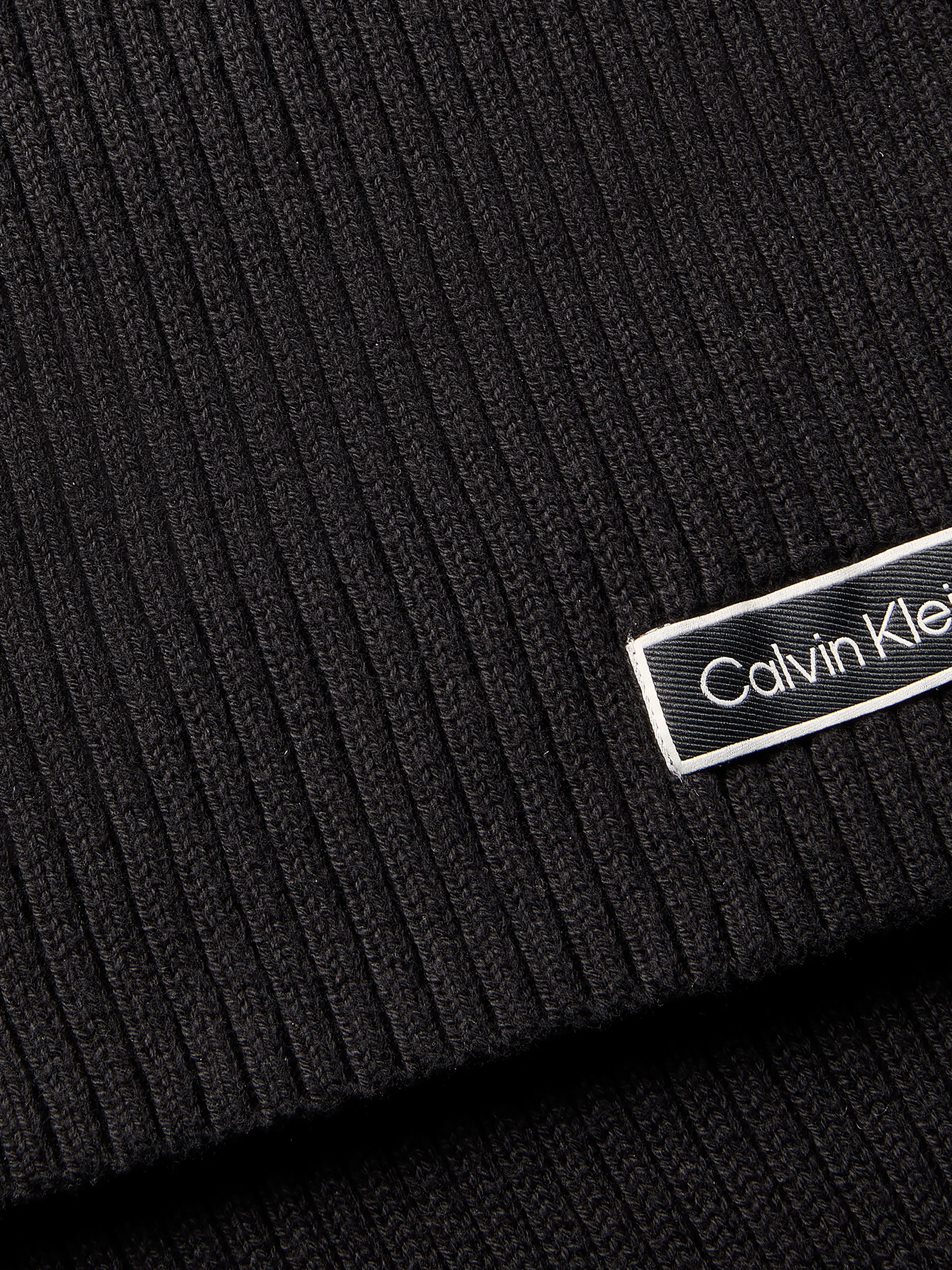 Calvin Klein Écharpe tricotée »PATCH CHUNKY RIB CTN KNIT SCARF« coupe régulière avec logo de la marque