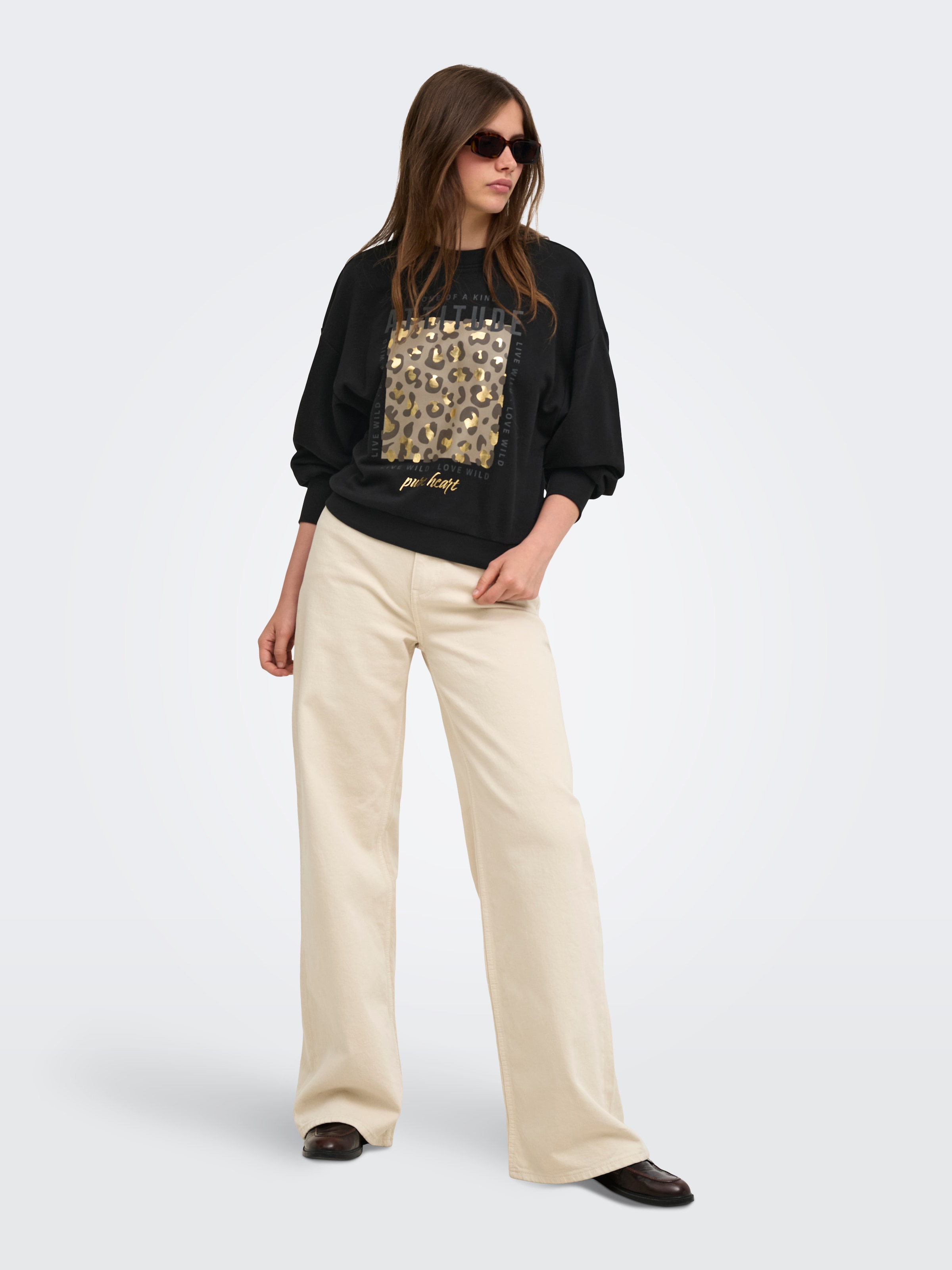 ONLY Sweat-shirt »ONLBROOKY L/S PRINT UB CS SWT«, mélange coton, coupe régulière
