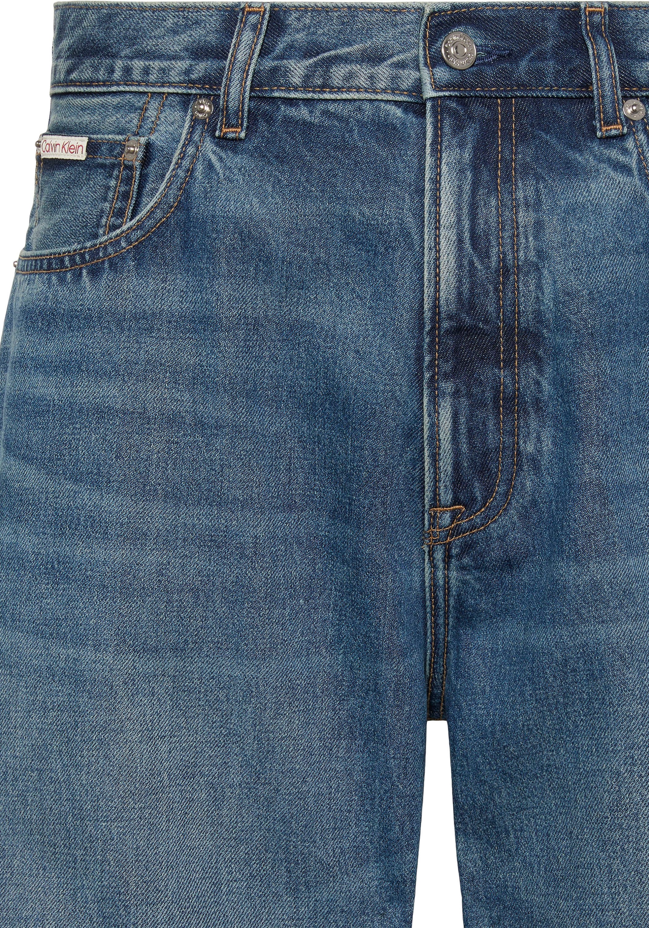Calvin Klein Jeans Short »90S SHORT GREENWOOD«  Regular fit mit abgeschnittenem Beinsaum