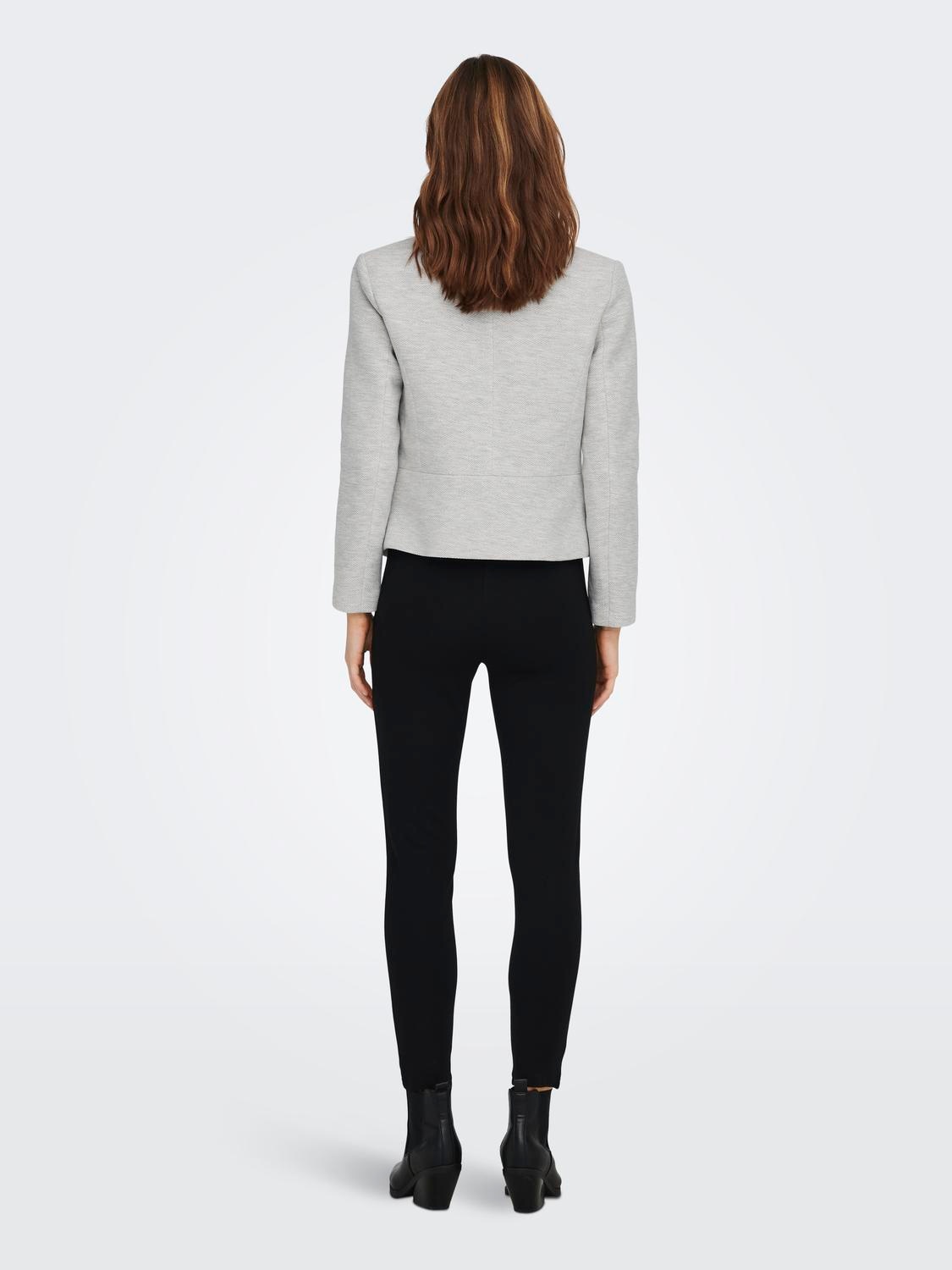 ONLY Blazer court »ONLADDY-LINEA L/S SHORT BLAZER CC TLR« mélange de matériaux, coupe régulière