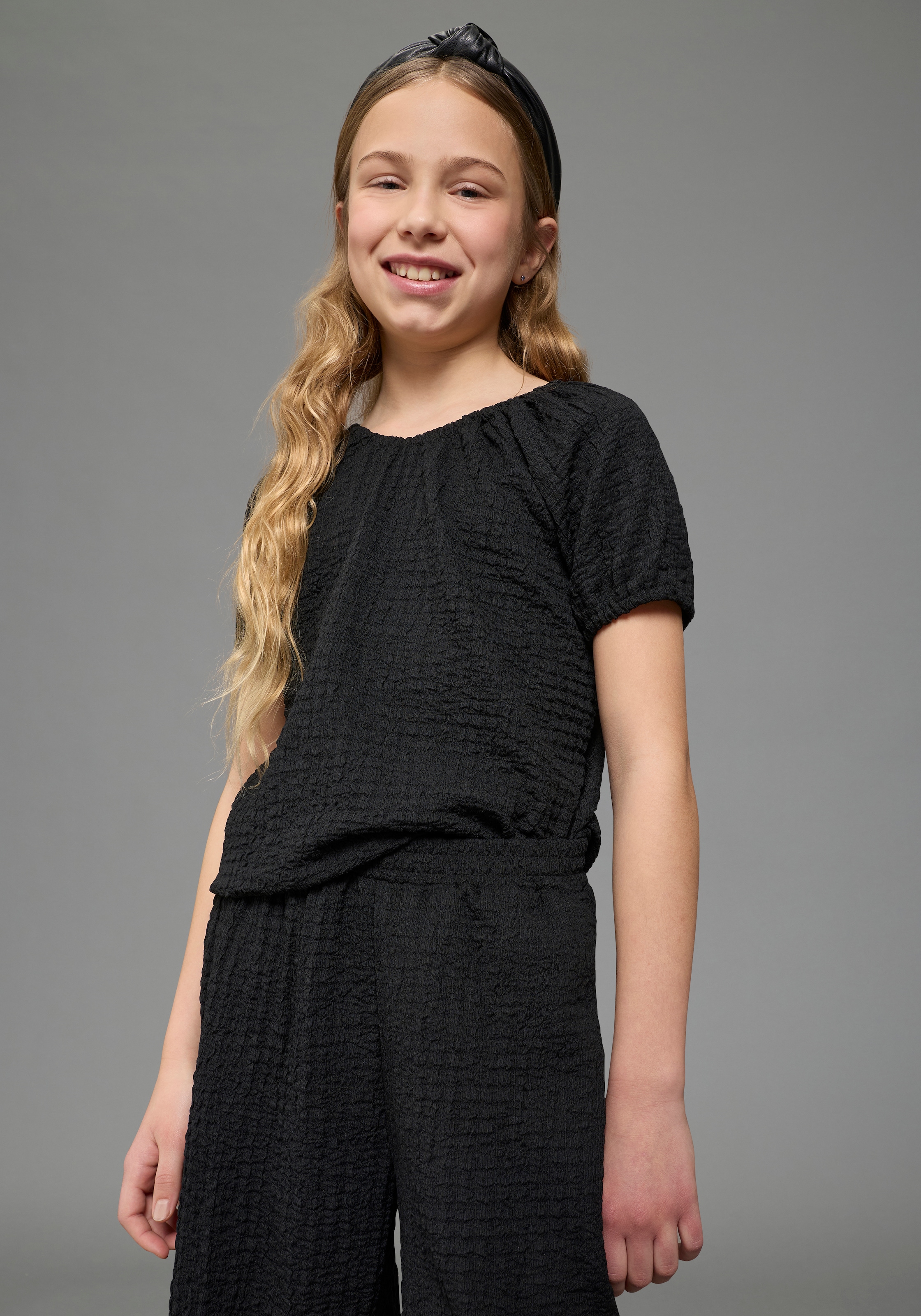 KIDSWORLD Chemise & pantalon »2tlg Set: Carmenshirt+Hose« Set, 2,  Ganzes Outfit: Shirt mit Raglanärmeln und Hose