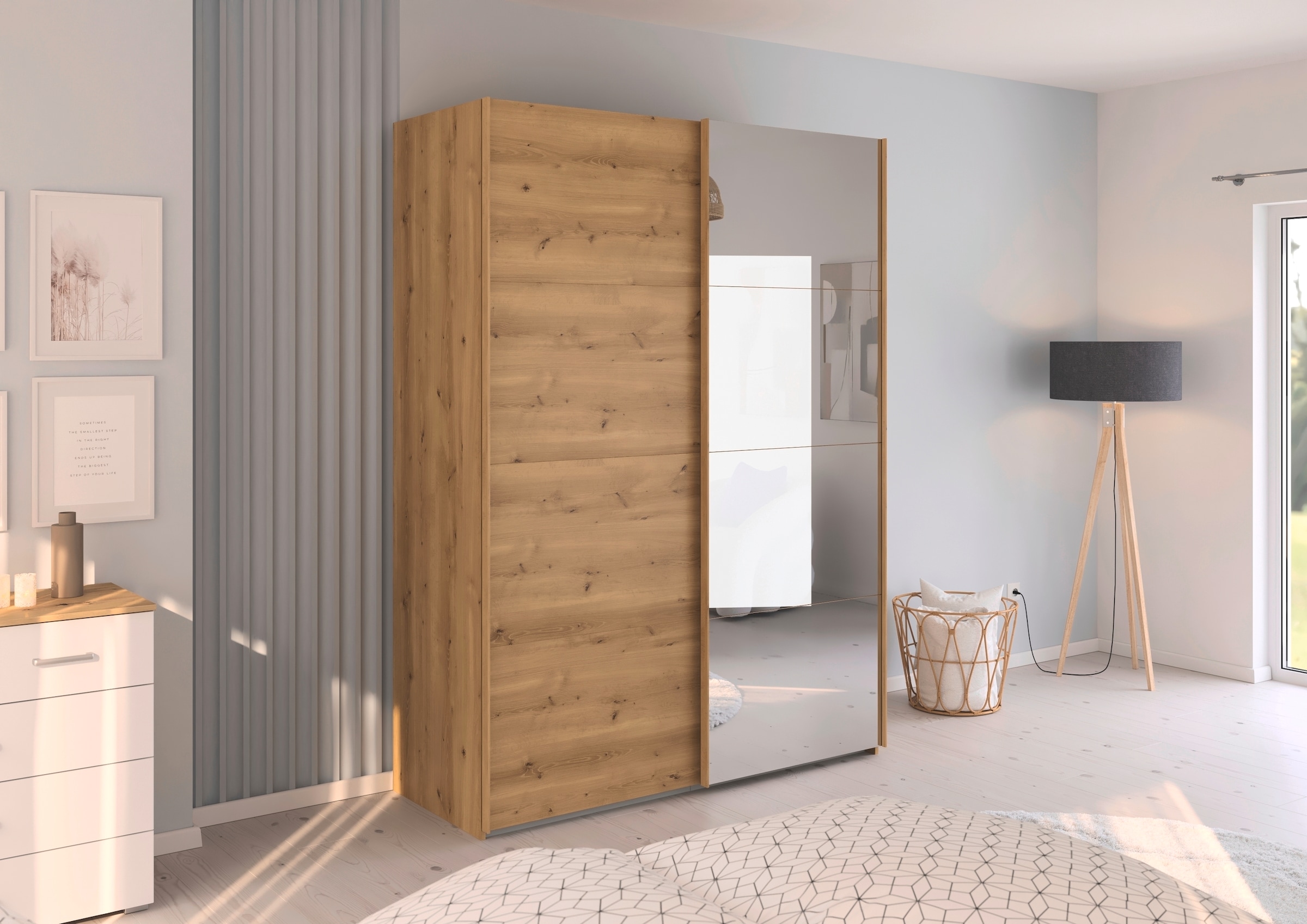 rauch Schwebetürenschrank »Kleiderschrank Schrank Garderobe Schlafzimmerschrank EVELYN« in elegantem Stil mit Spiegel 5 Breiten viel Stauraum MADE IN GERMANY