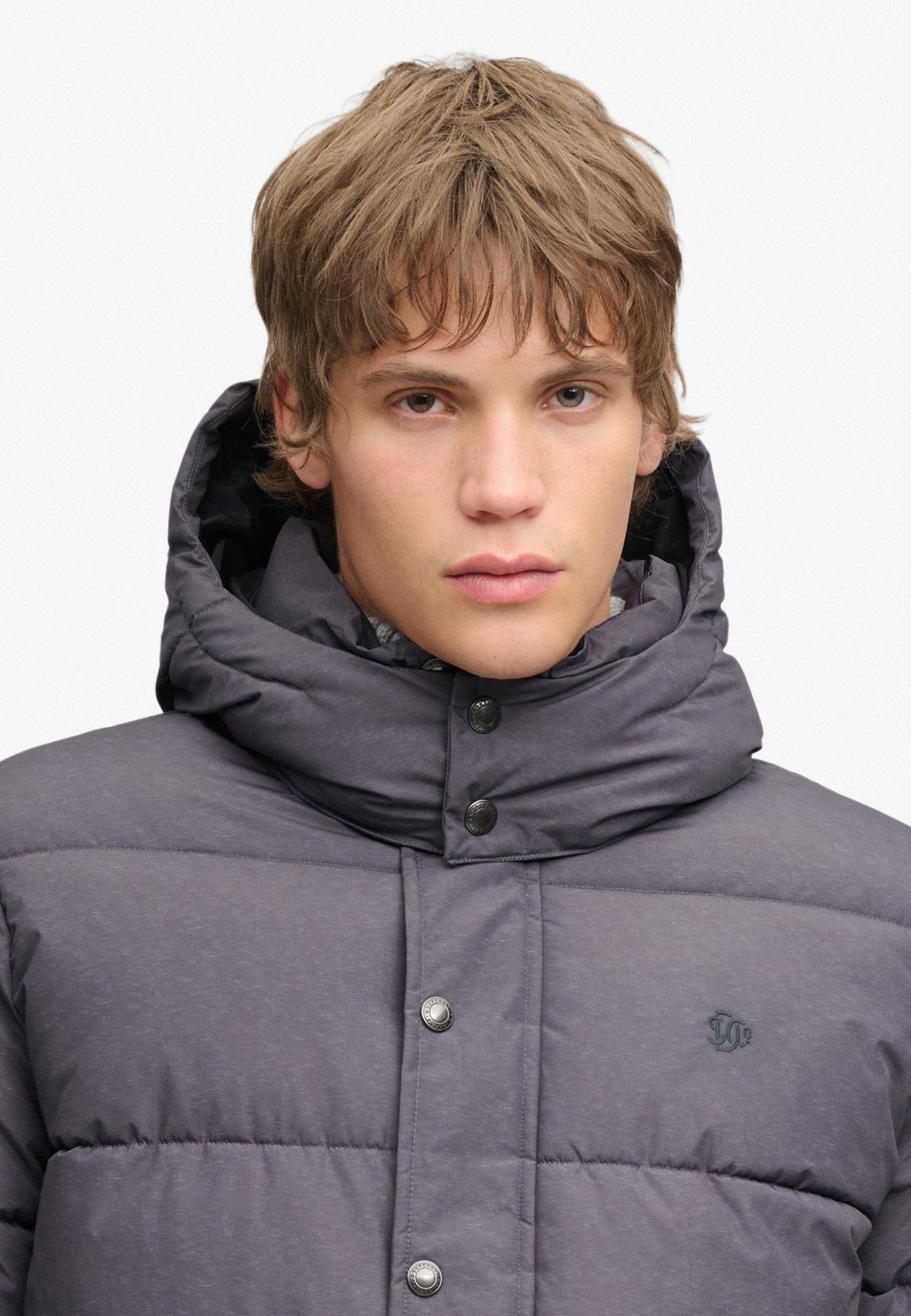 Superdry Veste matelassée »PREMIUM HOOD PUFFER JKT« avec capuche fibre synthétique, coupe décontractée