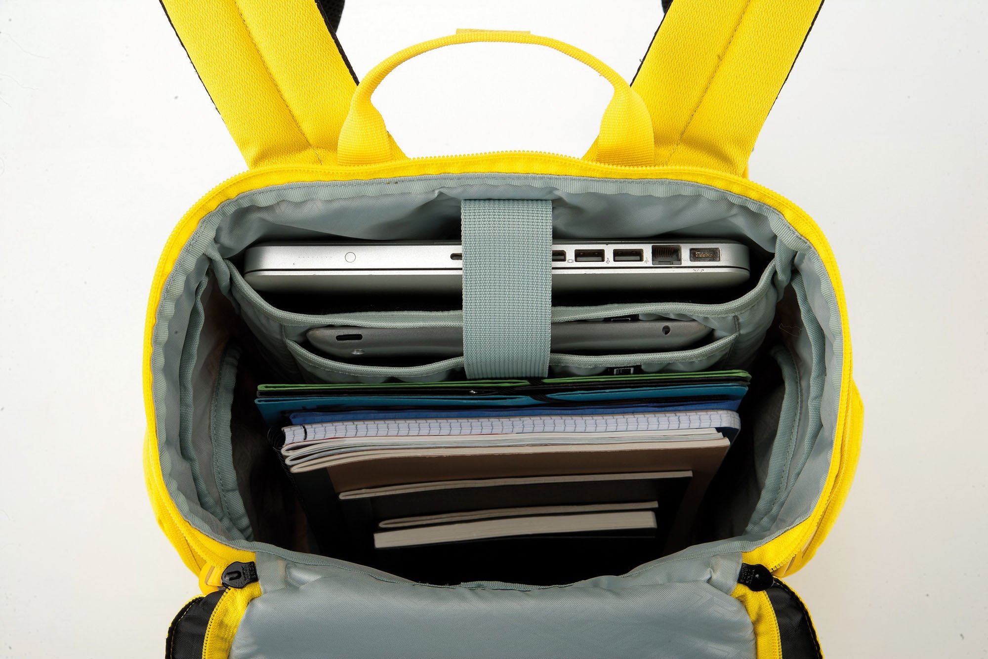 NITRO Freizeitrucksack »Daypacker« mit Laptopfach, Schulrucksack, Wanderrucksack oder Streetpack