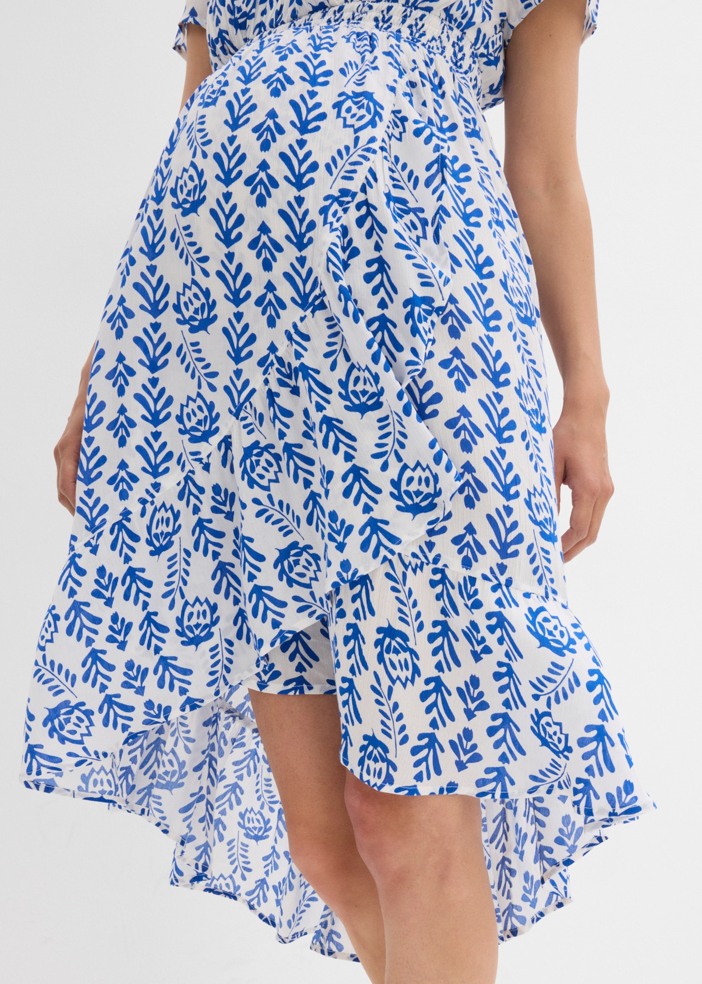 bonprix Robe d'allaitement longueur couvrant le mollet, décolleté en V profond en style cache-cœur