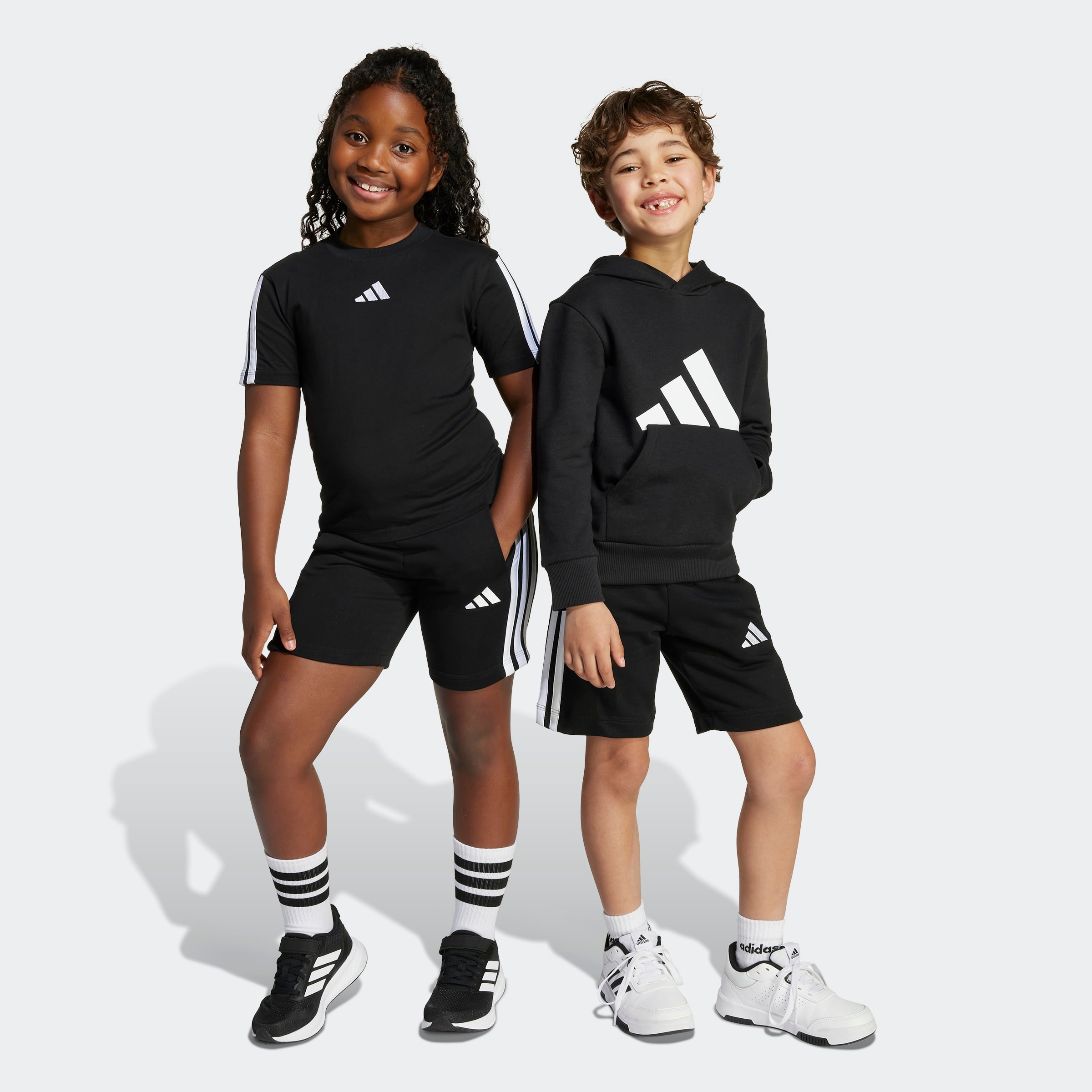 adidas Sportswear »LK 3S FT SH 220«  für Kinder, mit sportlichen 3-Streifen, aus Baumwolle und Polyester