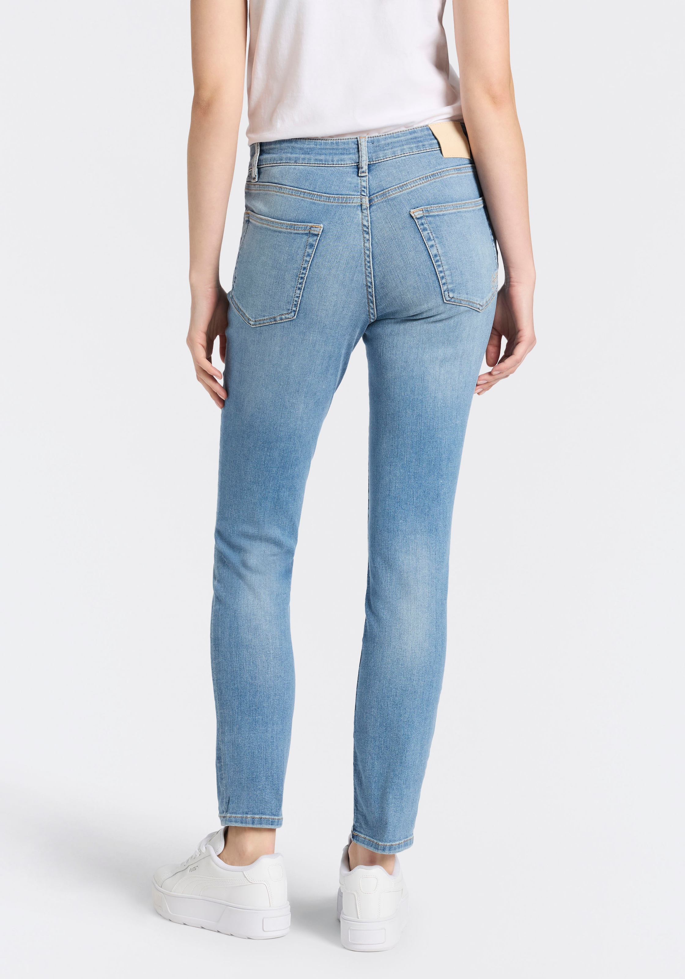 BOSS ORANGE Jeans slim »JACKIE MR 11.0 Premium Damenmode« im 5-Pocket-Stil, Mid Rise