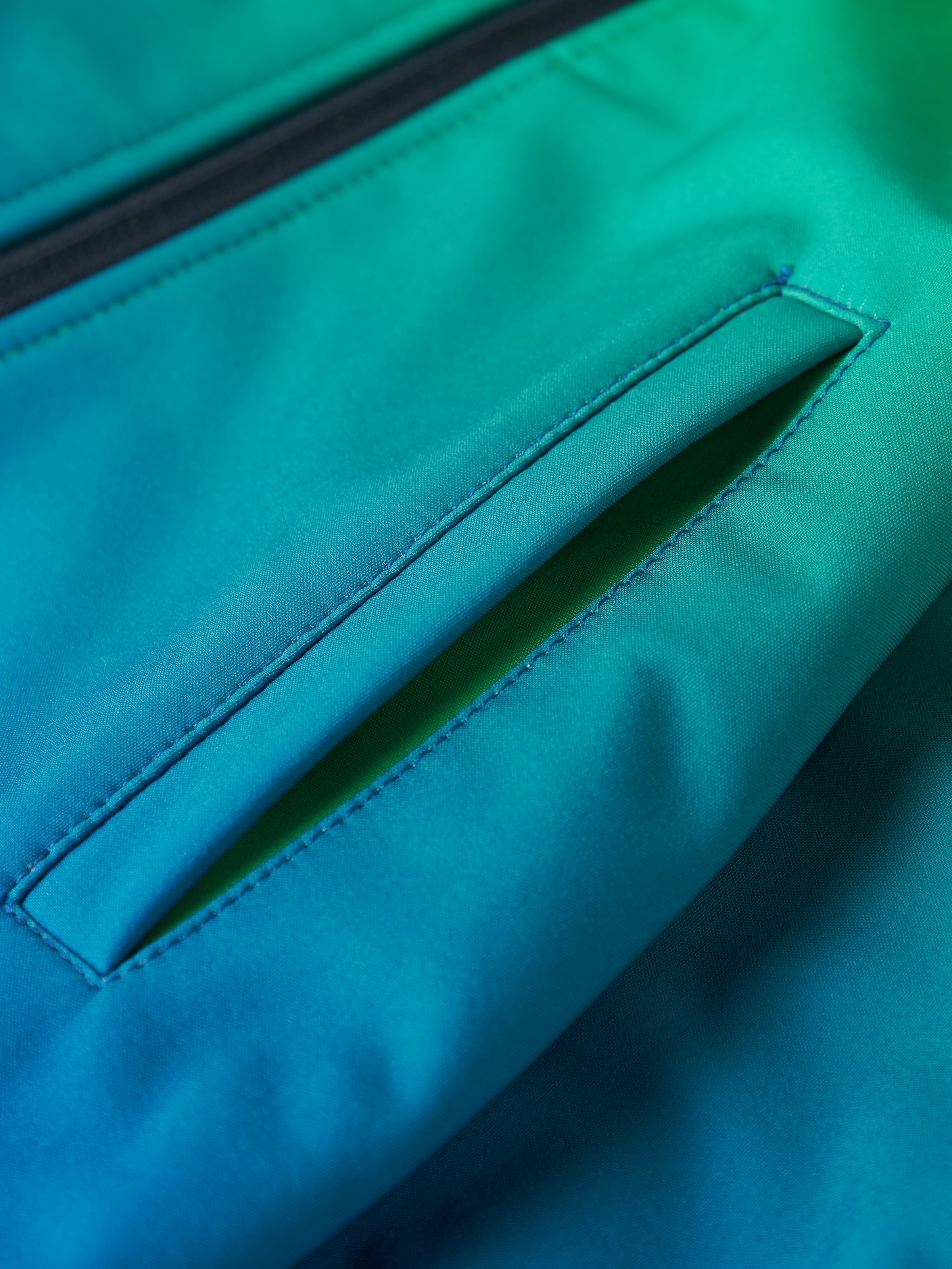 Name It Softshelljacke »NMMMALTA05 SOFTSHELL JACKET DIPDYE FO« mit Kapuze wasserdicht, atmungsaktiv und winddicht