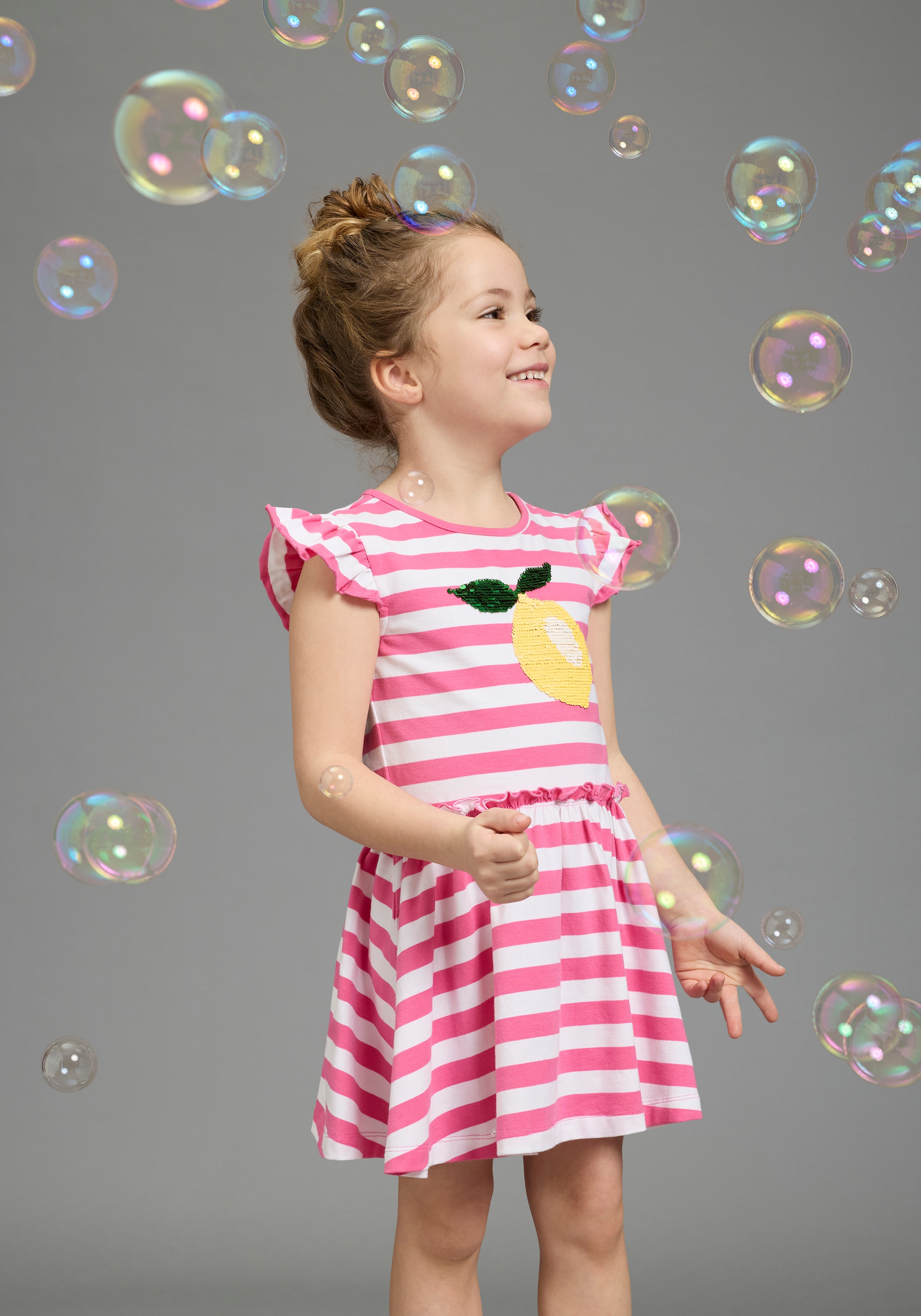 KIDSWORLD Robe en jersey »mit Pailletten für kleine Mädchen - Kirschen oder Zitronen Motiv« festlich,  kniefrei,  verspielt,  aus Baumwollmischung