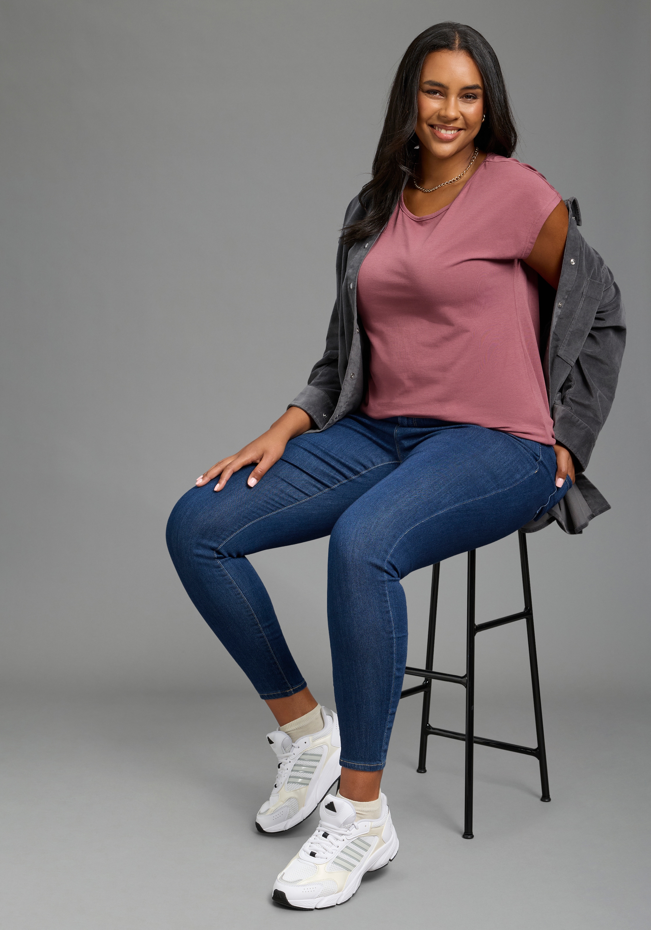Laura Scott CURVE Yogashirt »Grosse Grössen«