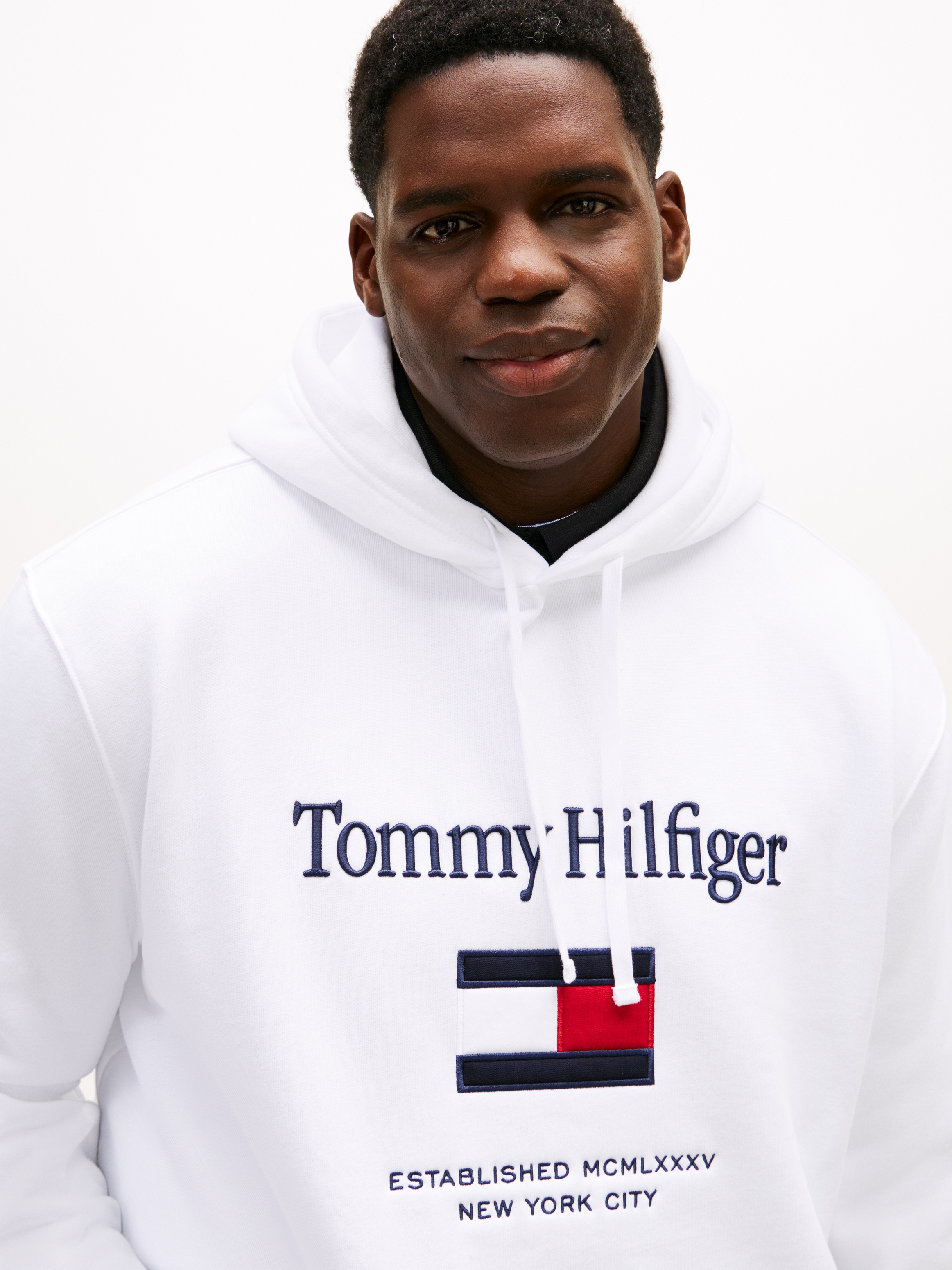 Tommy Hilfiger Big & Tall Hoodie »BT-TOMMY EMBRO FLAG«, Grosse Grössen
