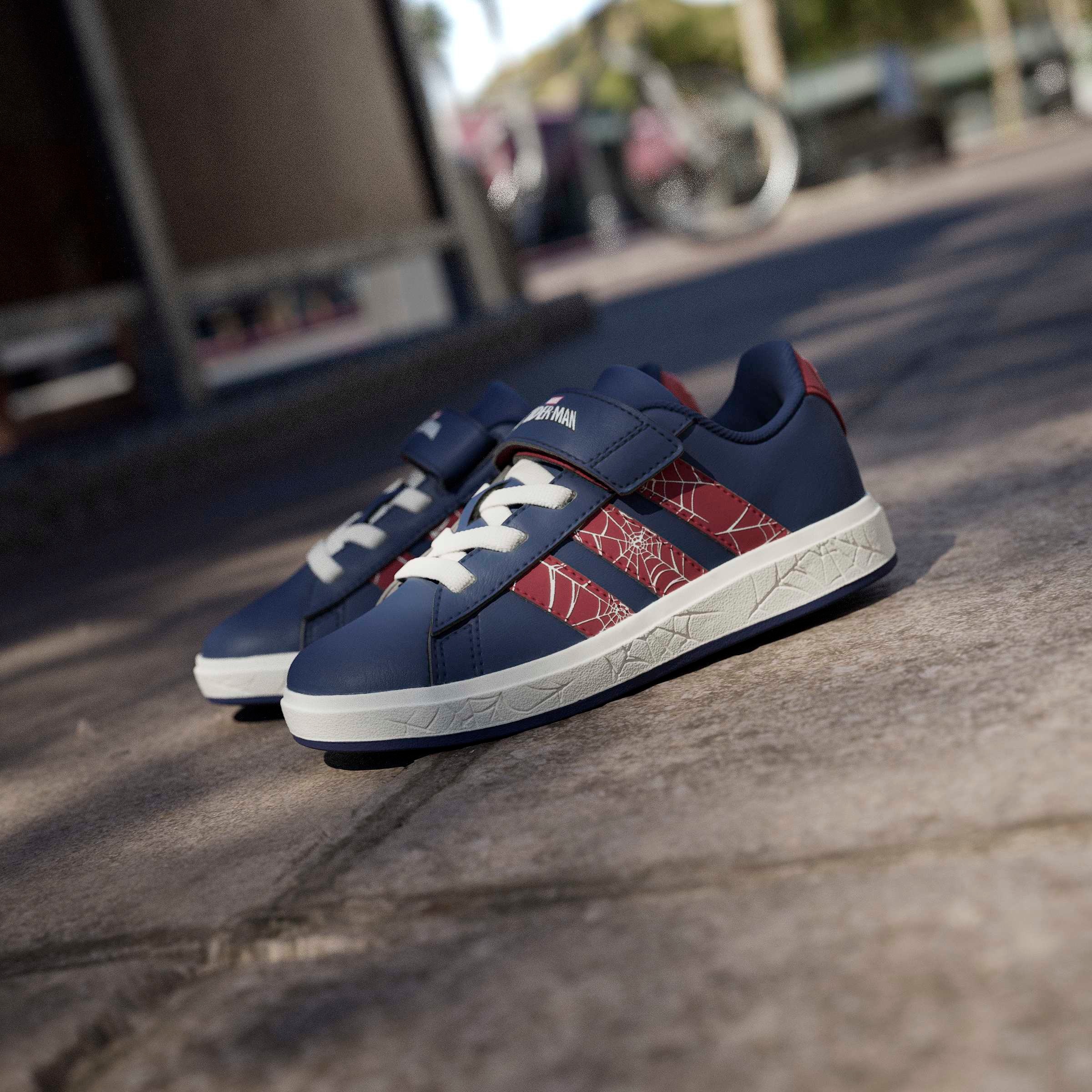adidas Sportswear Chaussures à scratch »ADIDAS MARVEL SPIDER-MAN GRAND COURT«  für Kinder & Jugendliche