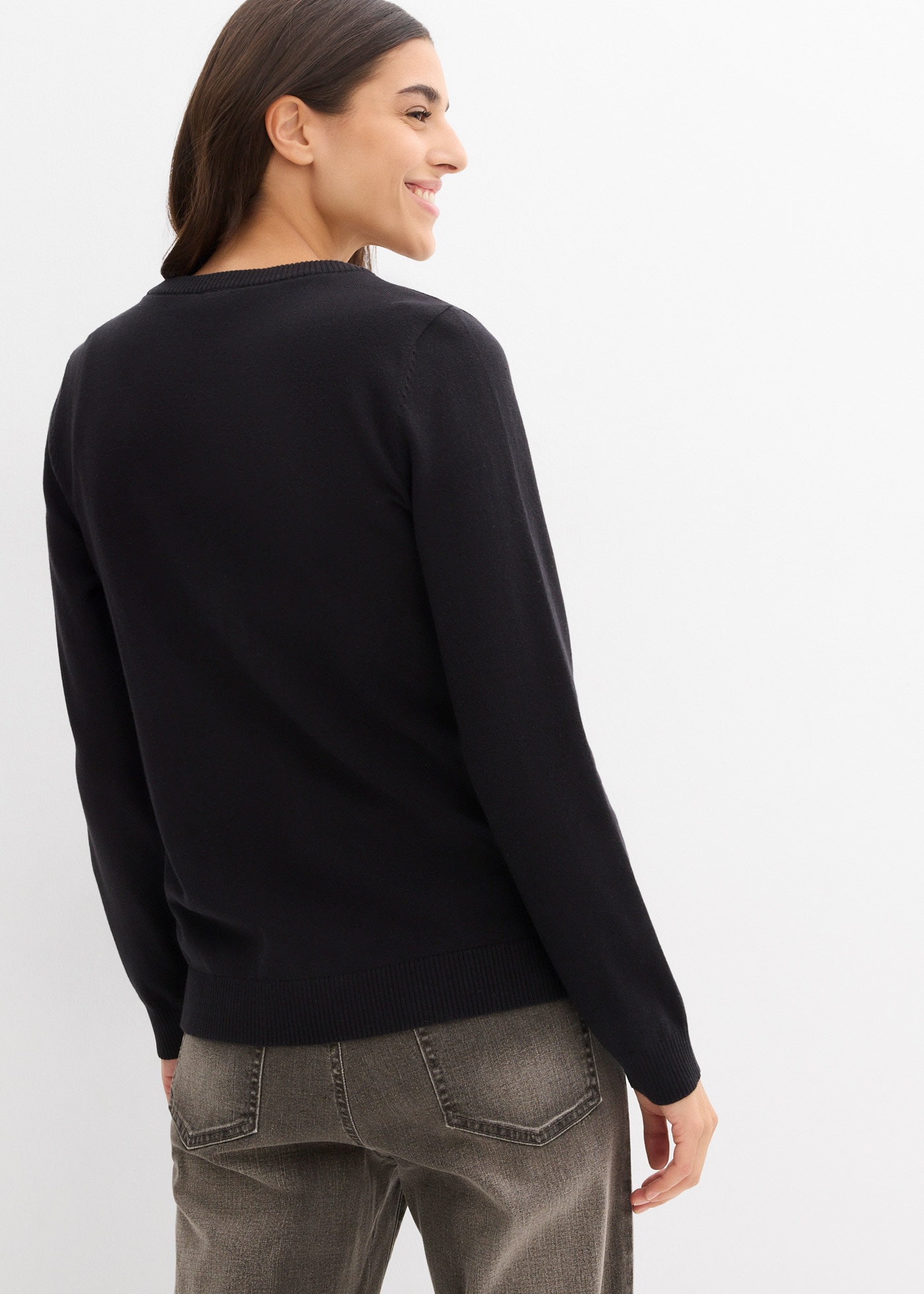 bonprix Veste en tricot coupe ample, forte teneur en coton, avec patte de boutonnage