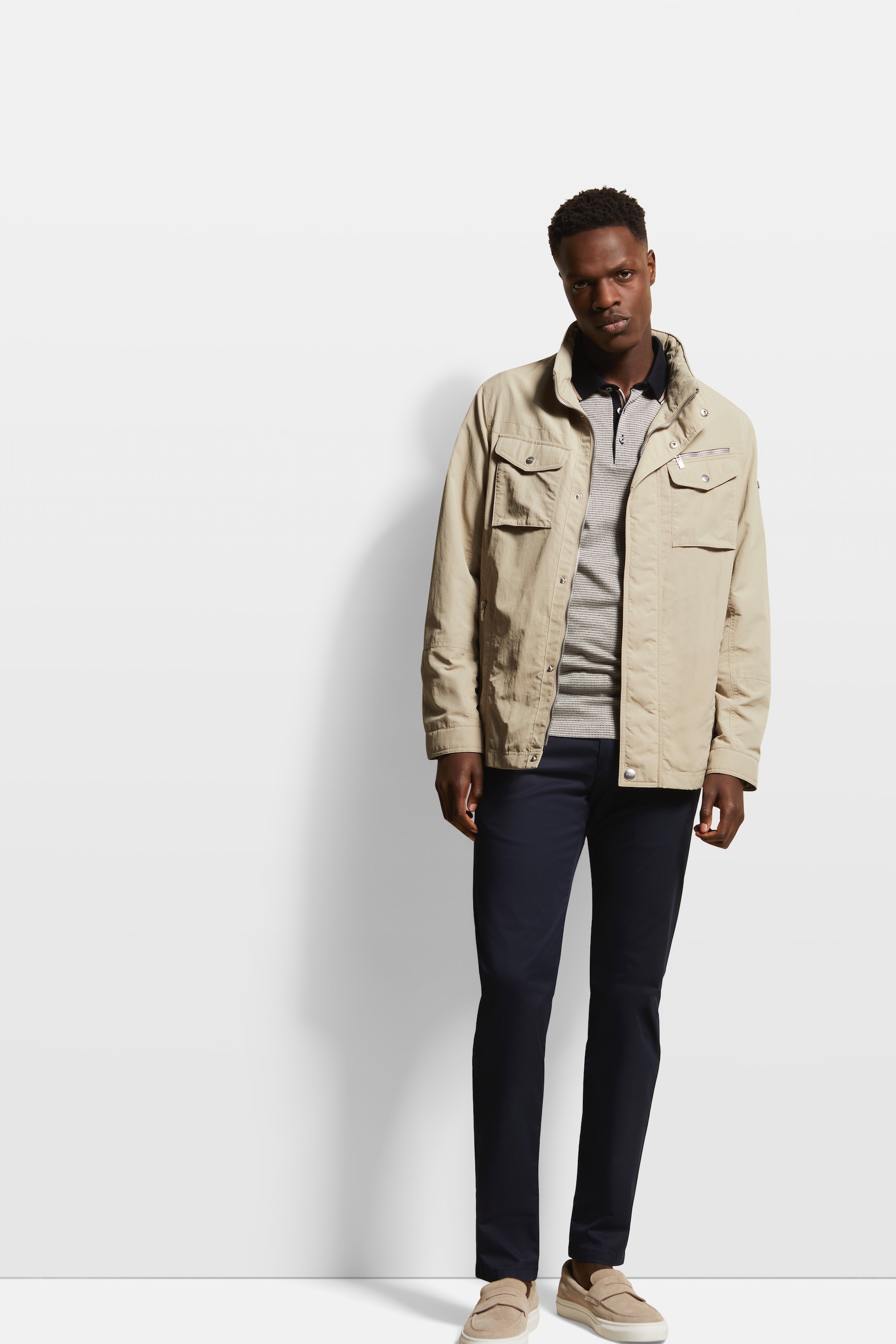 bugatti Kurzjacke mit Kapuze mit einrollbarer Kapuze