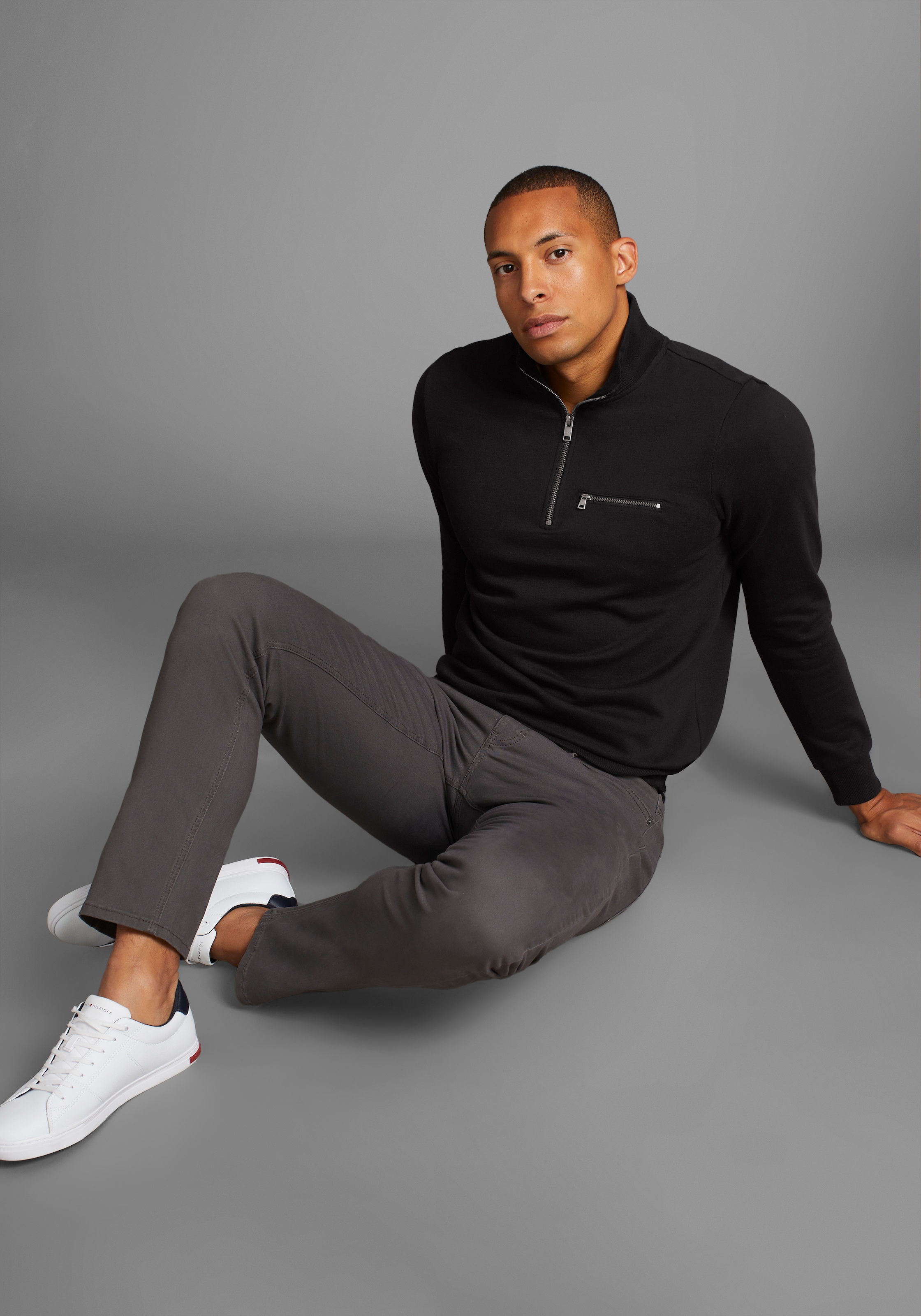 Bruno Banani Sweatshirt , mit Troyer Kragen
