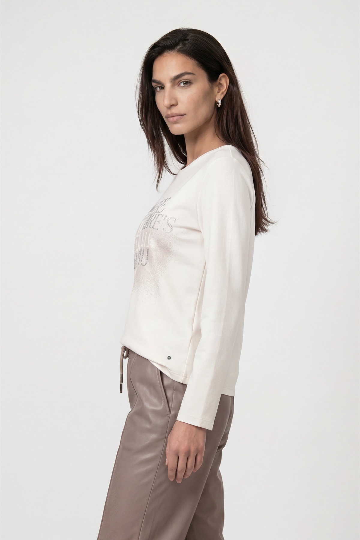 Monari Sweatshirt »Sweatshirt Schmuck Schrift«, Regular fit mit Rundhalsausschnitt
