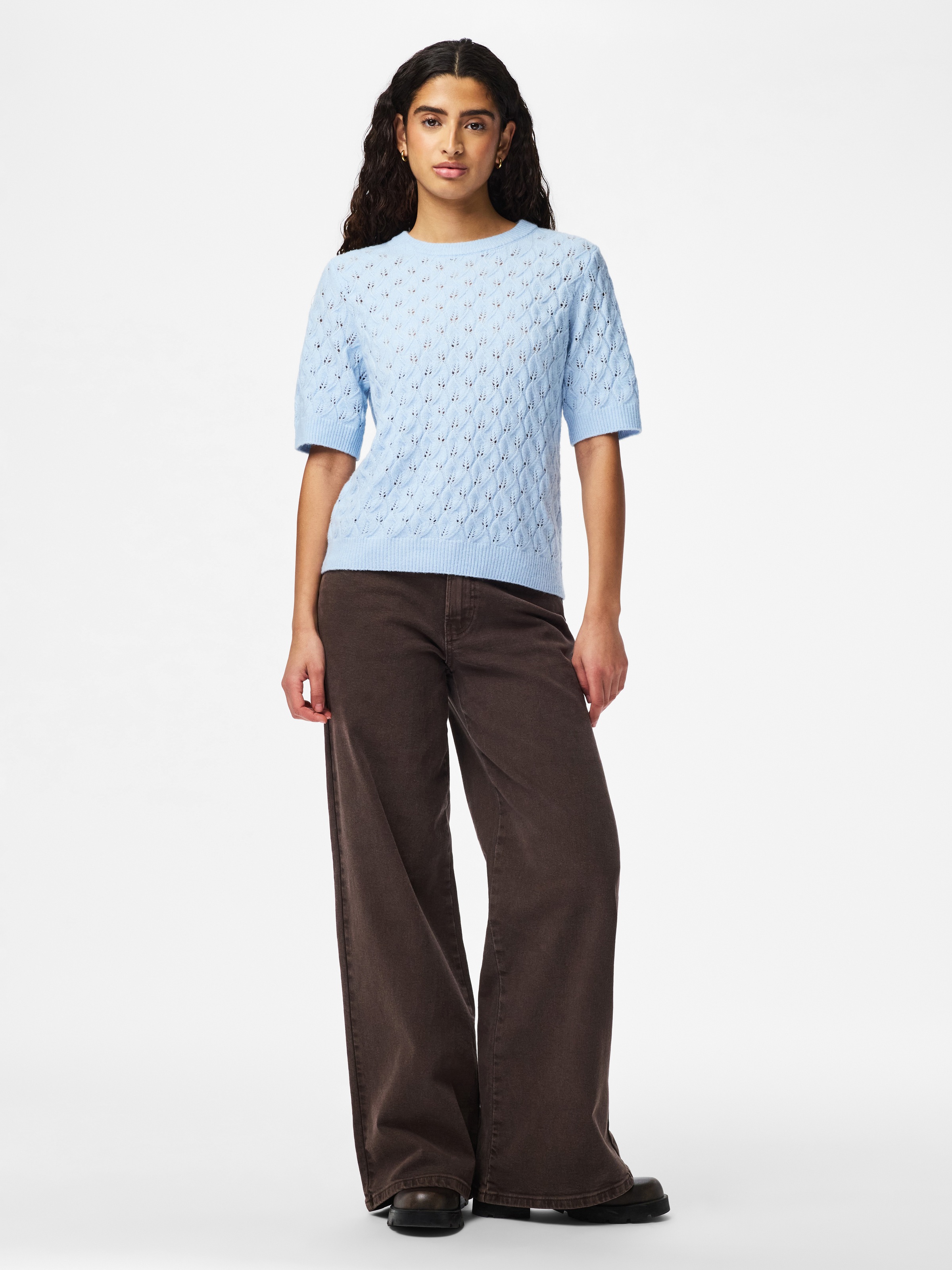pieces Pull en tricot »PCLELOU SS O-NECK KNIT NOOS BC« avec motif ajouré