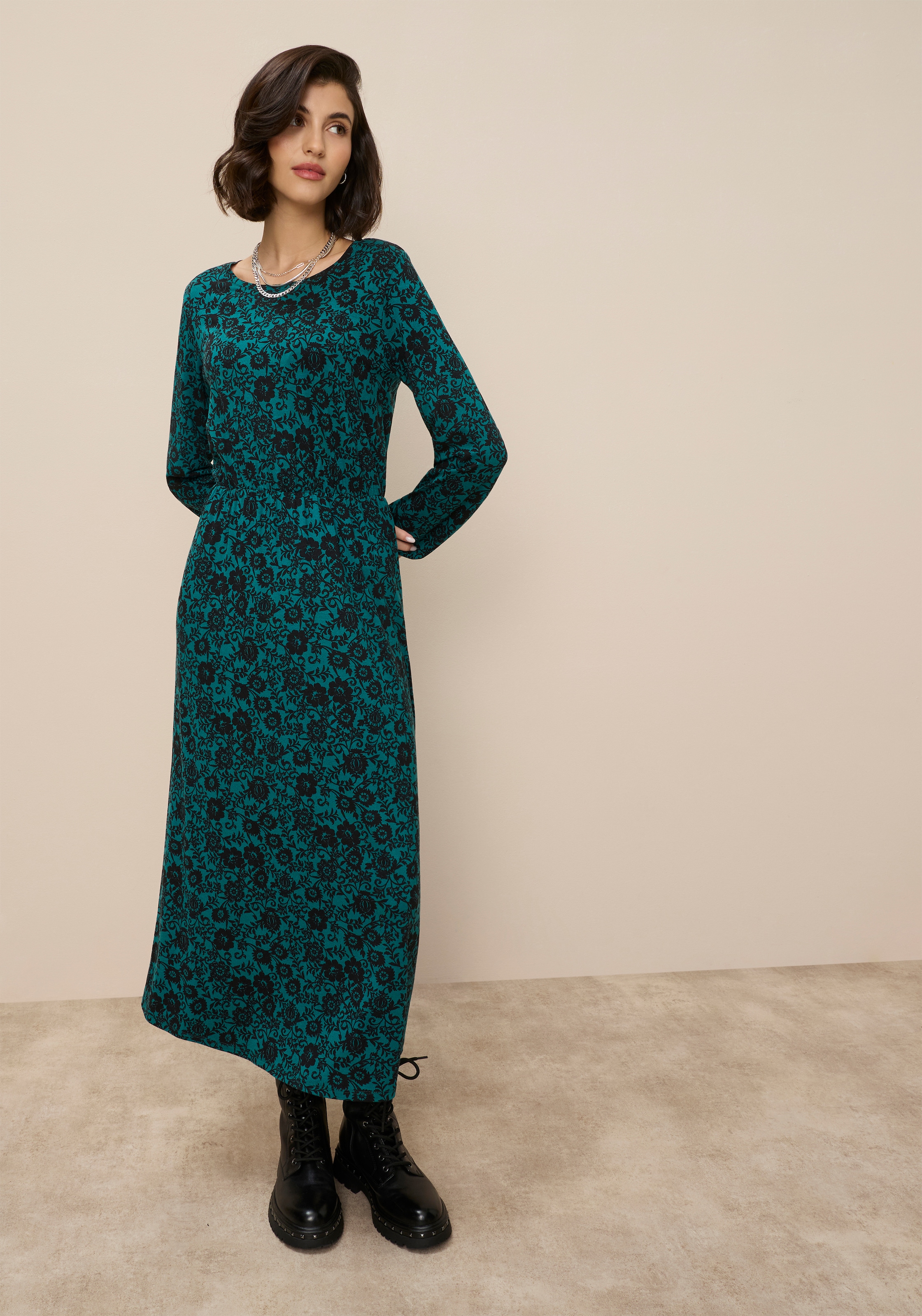 Tamaris Maxi robe aus Jersey-Material, für Casualmode und Herbstmode, feminin