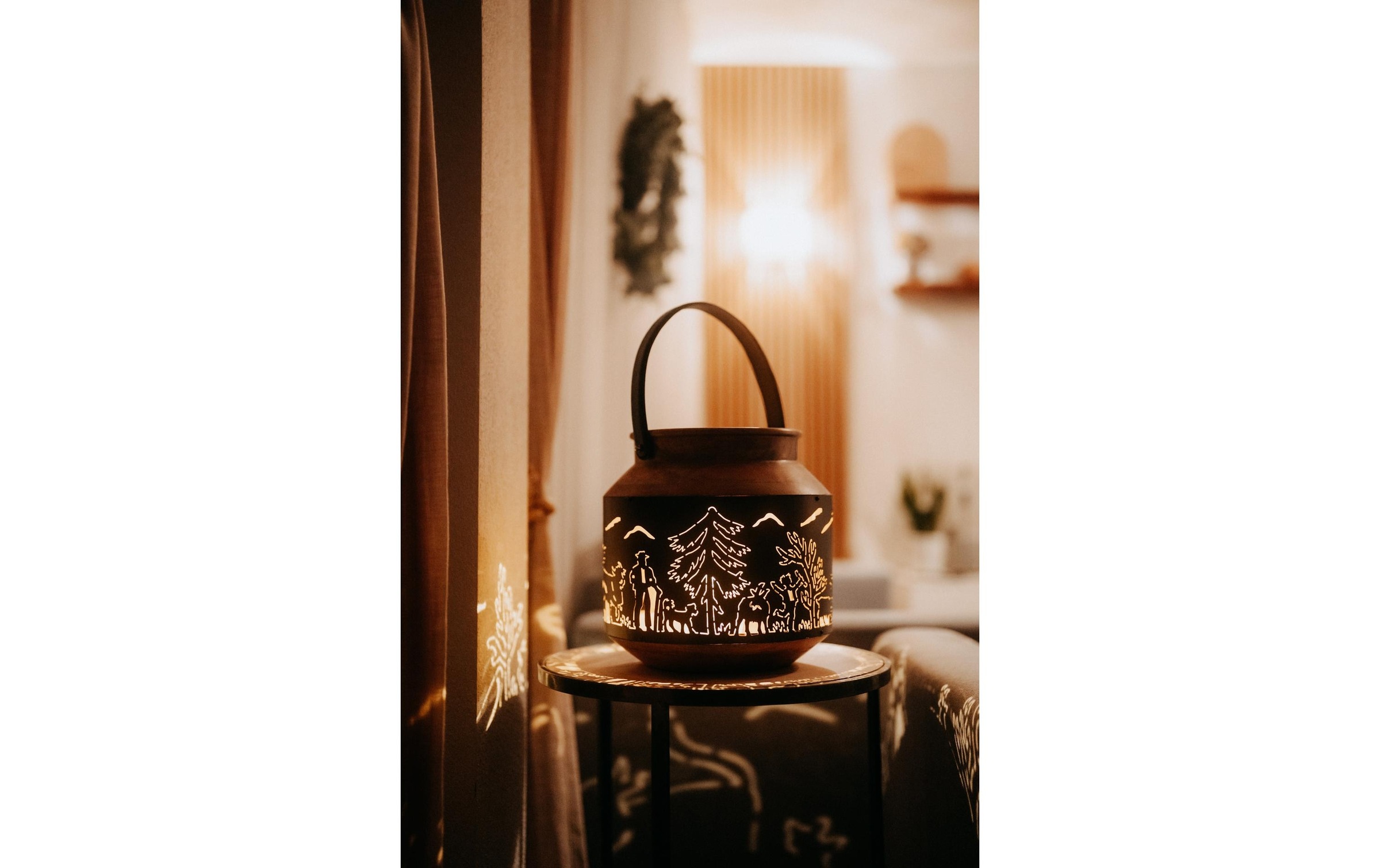 Kadastar Kerzenlaterne »Alpaufzug Familie« Laterne Scherenschnitt