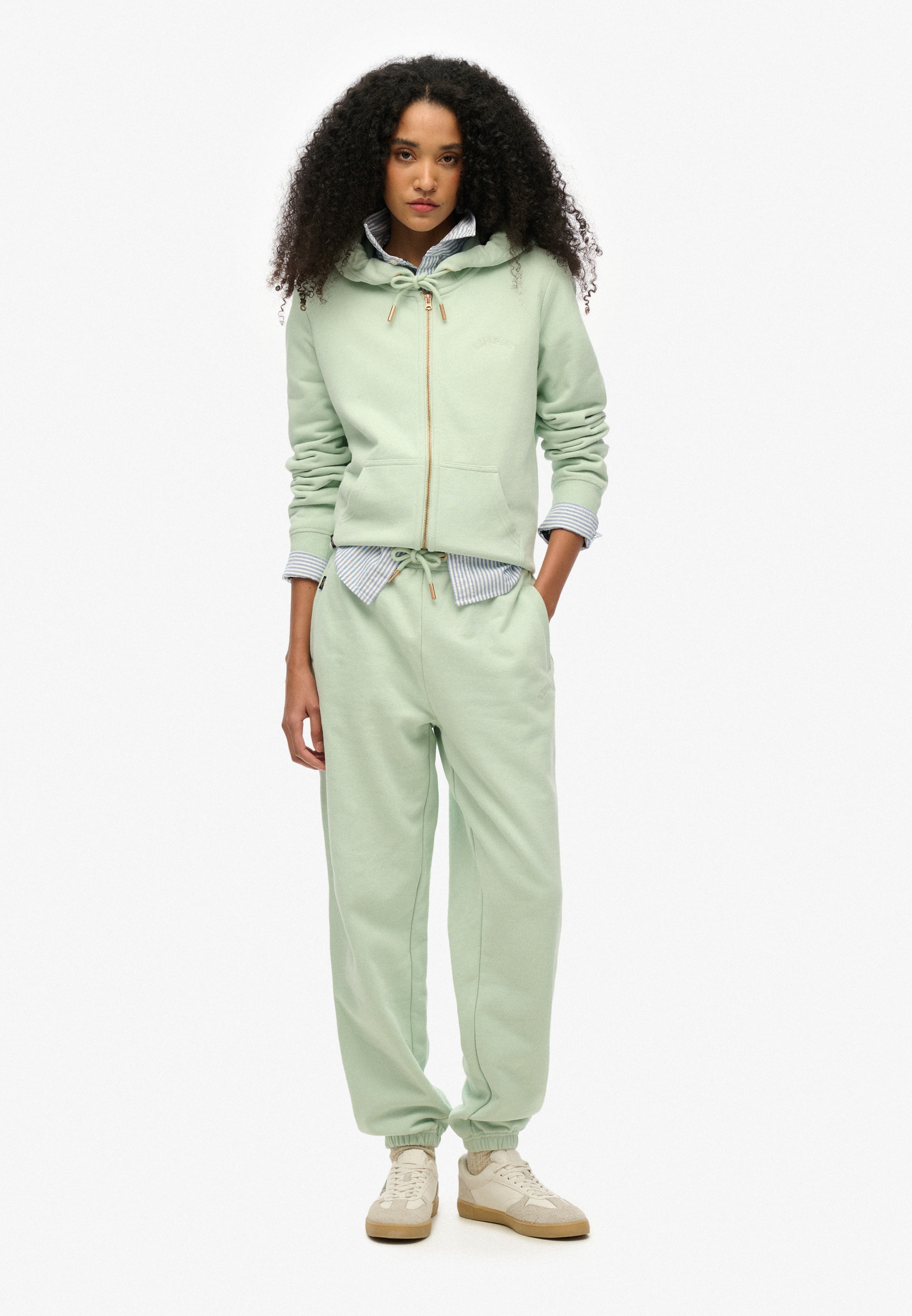 Superdry Kapuzensweatjacke »ESSENTIAL LOGO ZIPHOOD HB«