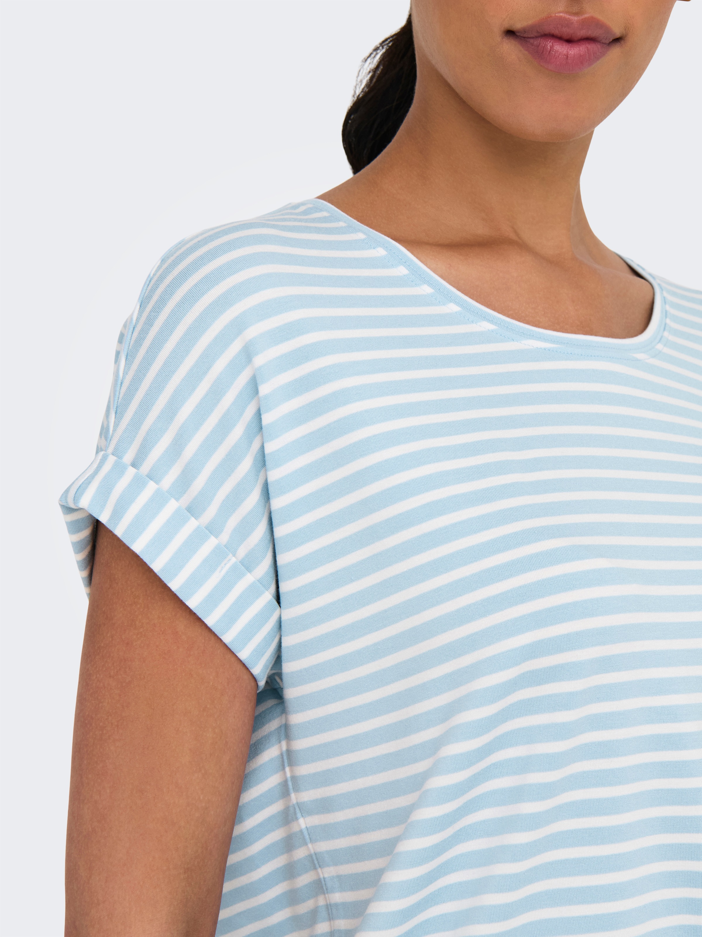 ONLY T-shirt à manches courtes »ONLMOSTER STRIPE S/S O-NECK TOP JRS NOOS« gestreift, lässig geschnitten, Jersey, Rundhals, Viskosemischung