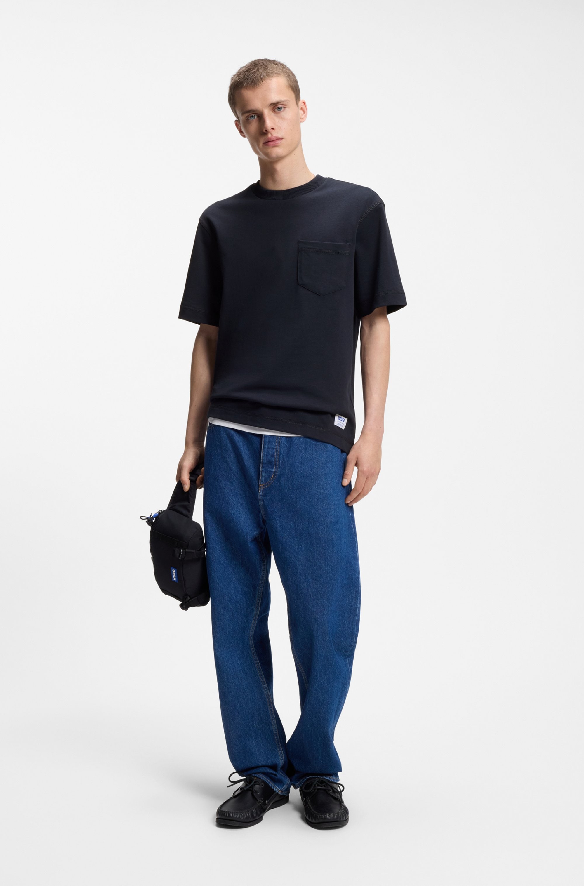 HUGO T-Shirt »Nestite« mit aufgesetzter Brusttasche, Rundhalsform