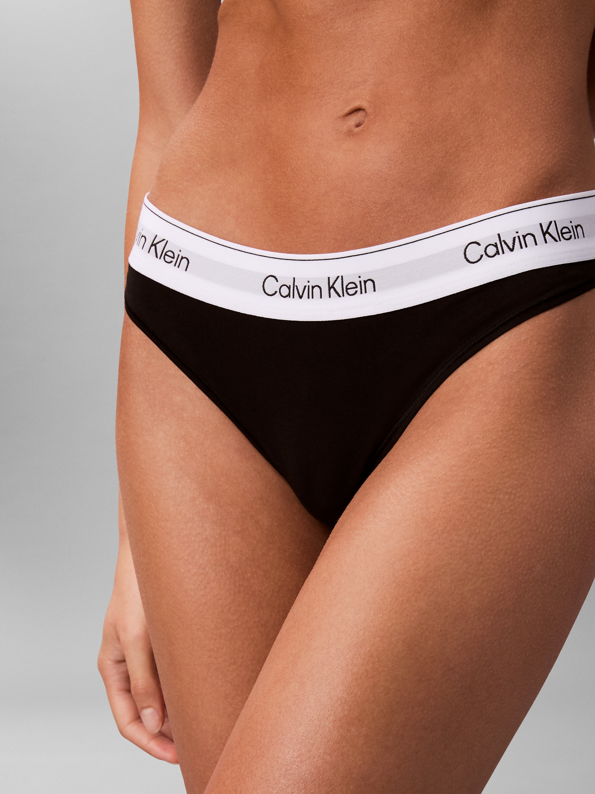 Calvin Klein Underwear String »MODERN COTTON« avec large bord-côte