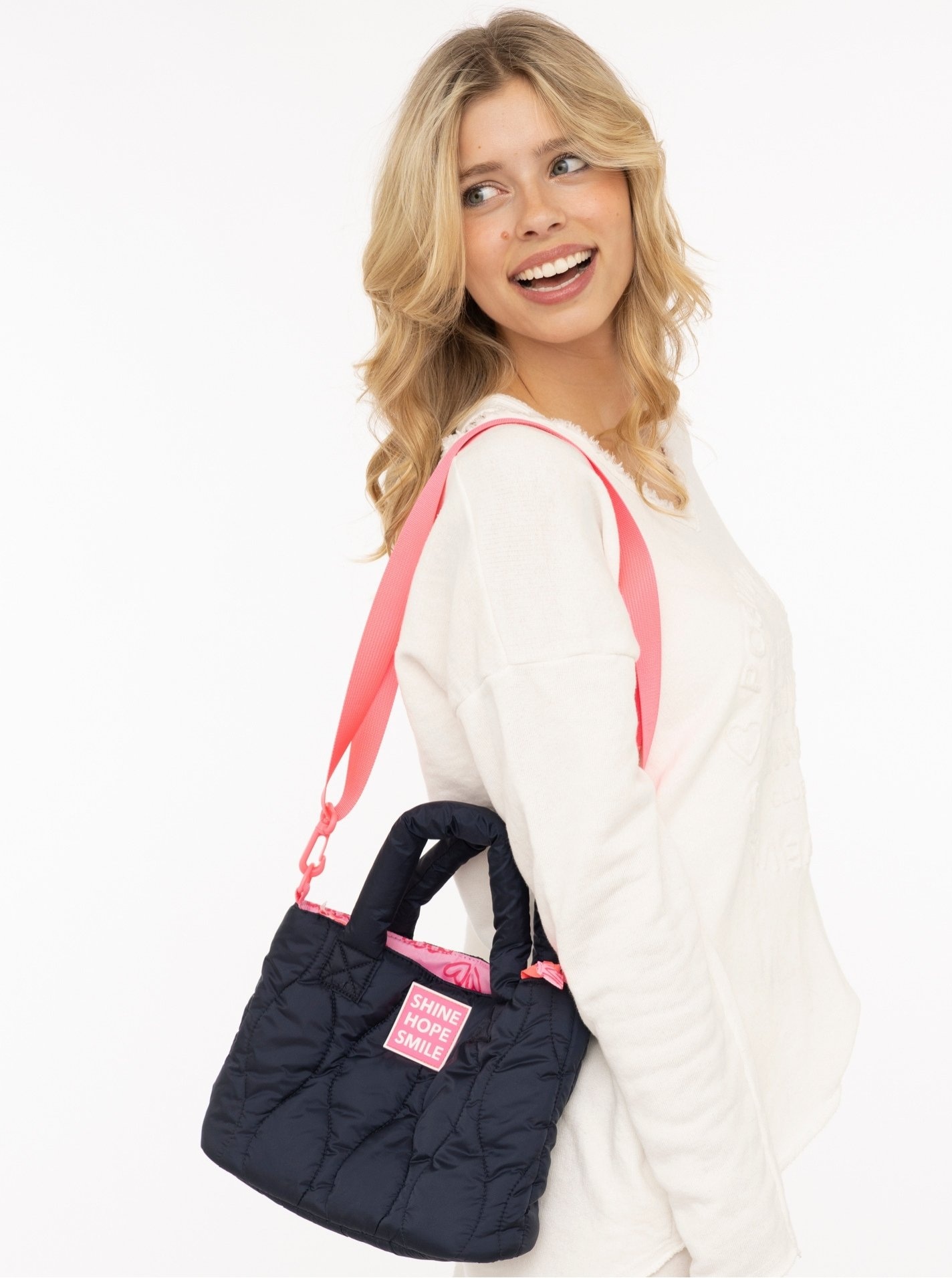 Zwillingsherz Sac de transport »"Steppung & Patch"« avec matelassage, bandoulière amovible, patch rose