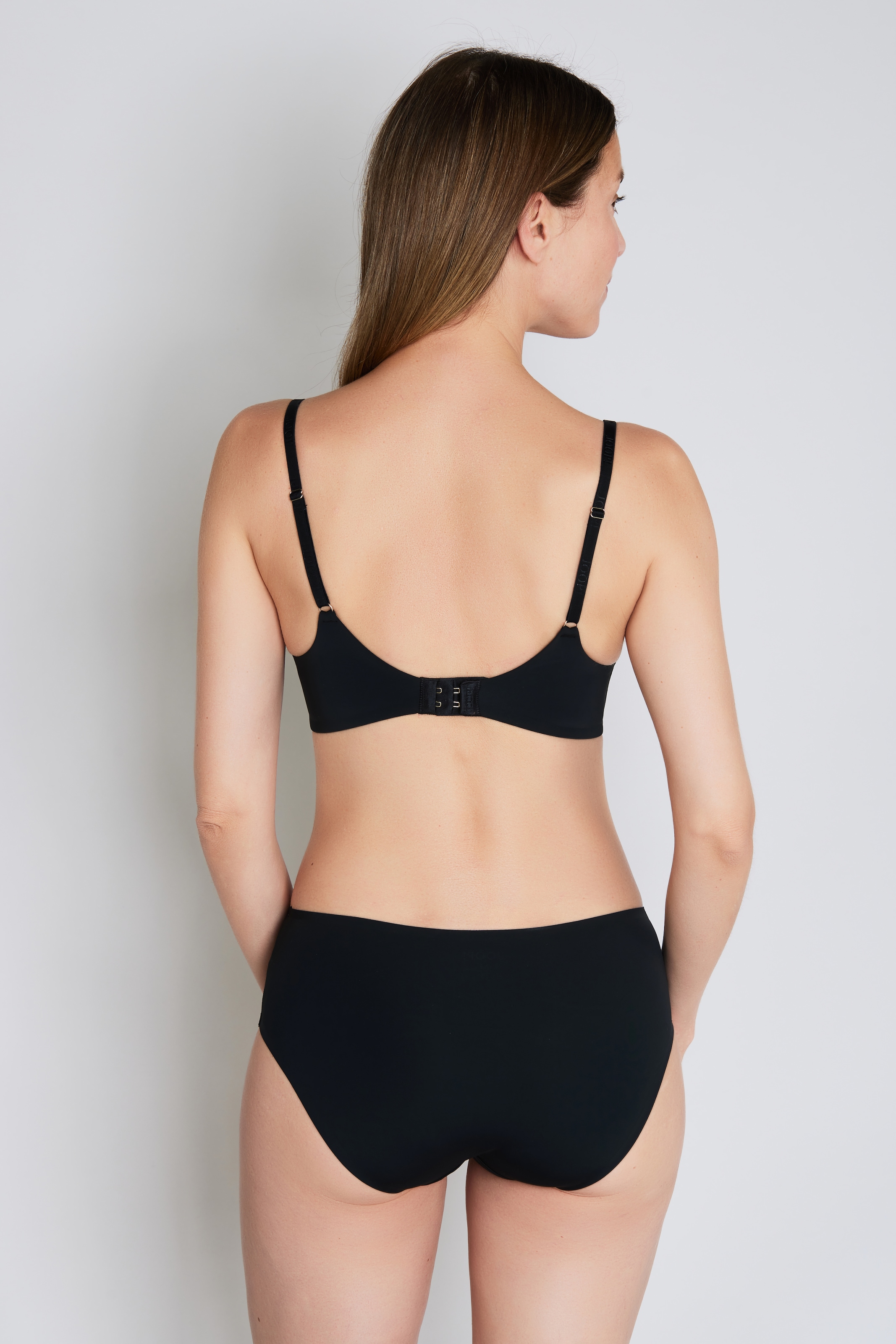 JOOP! Bügelloser BH »Sensation«, mit edlem Metall-Logo am Mittelsteg