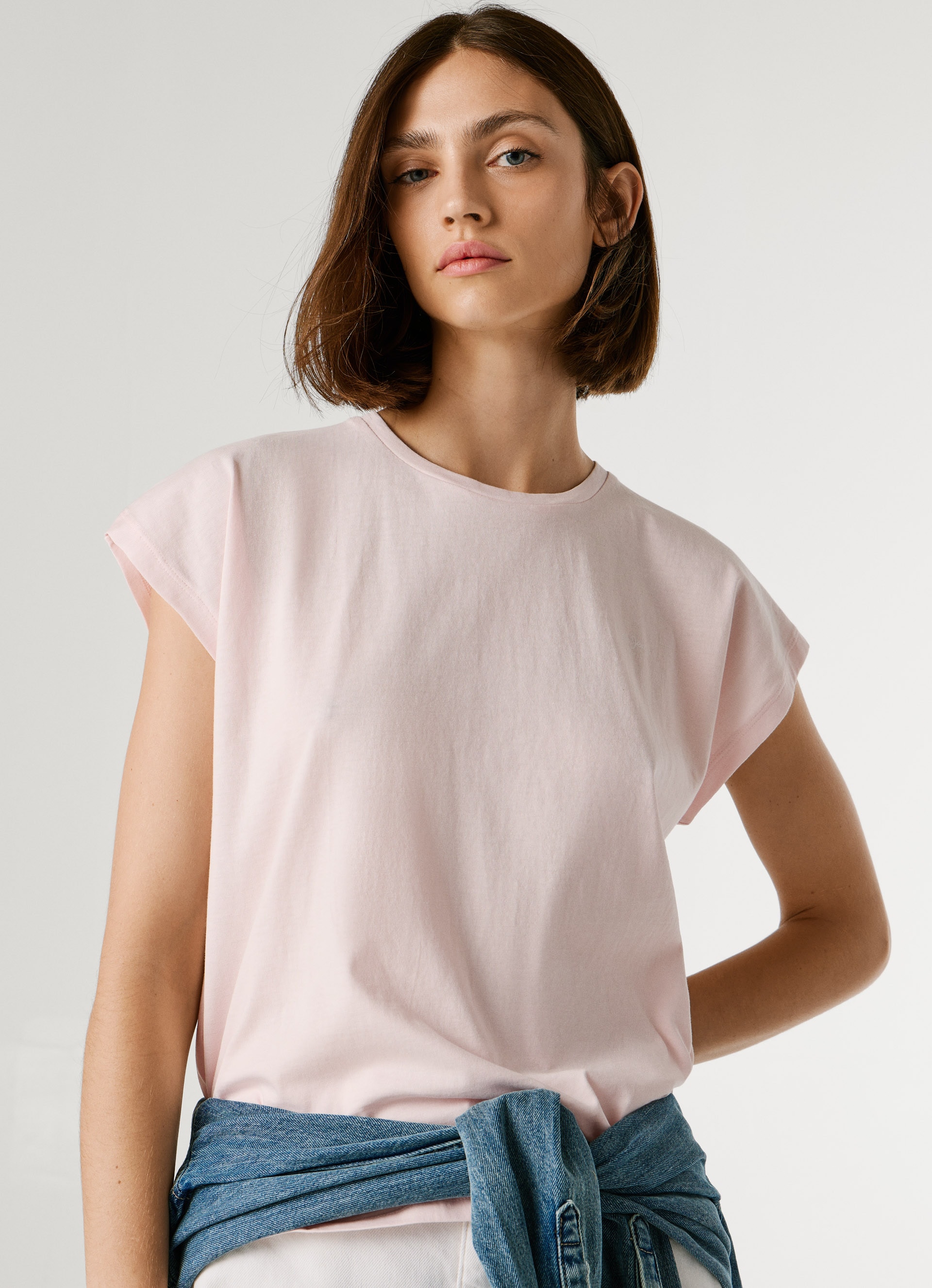 Pepe Jeans T-shirt »BLOOM« en slim fit, col rond