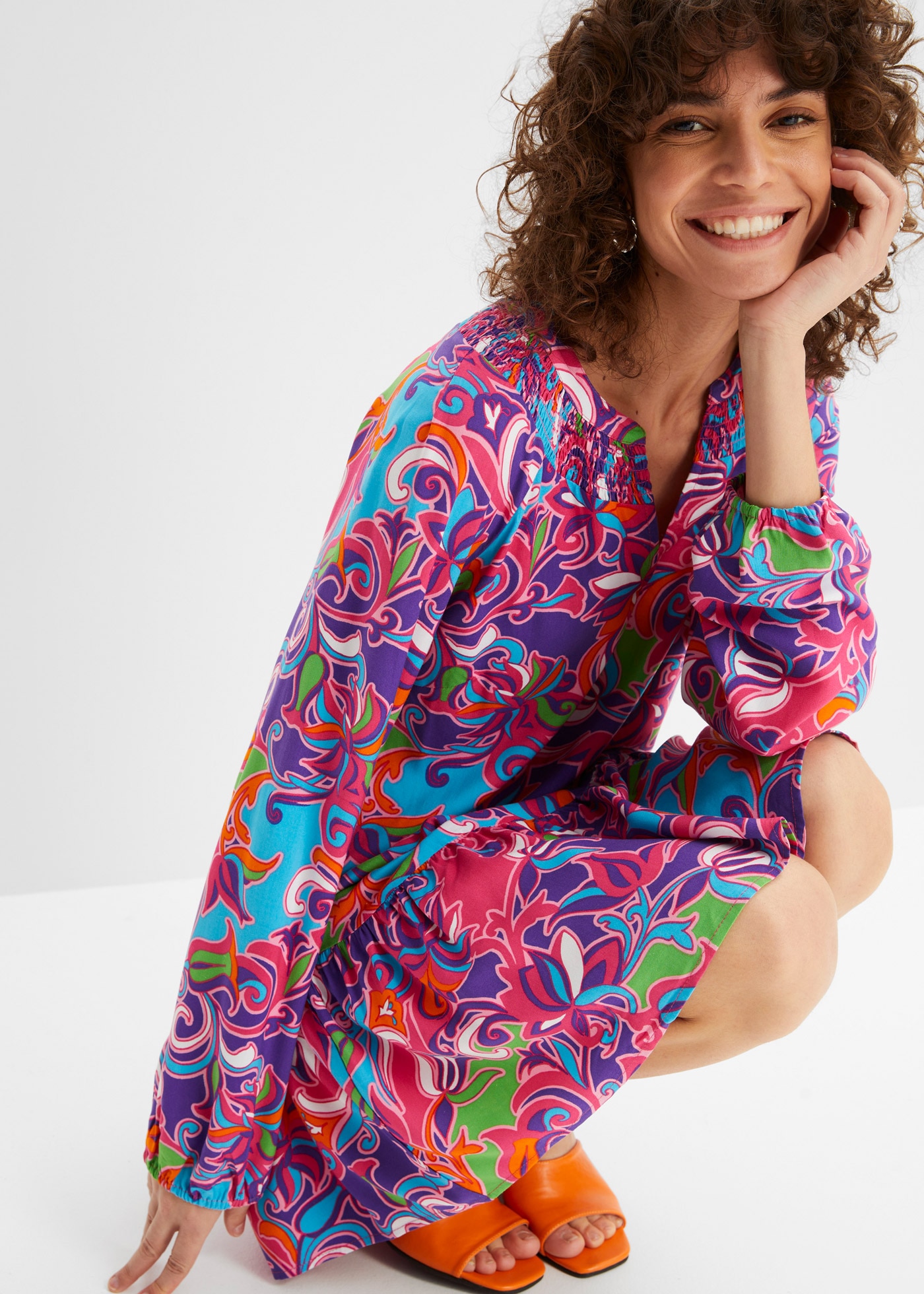 bonprix Robe tunique für Frühjahr und Sommer, aus Viskose, in A-Linie, mit langem Arm