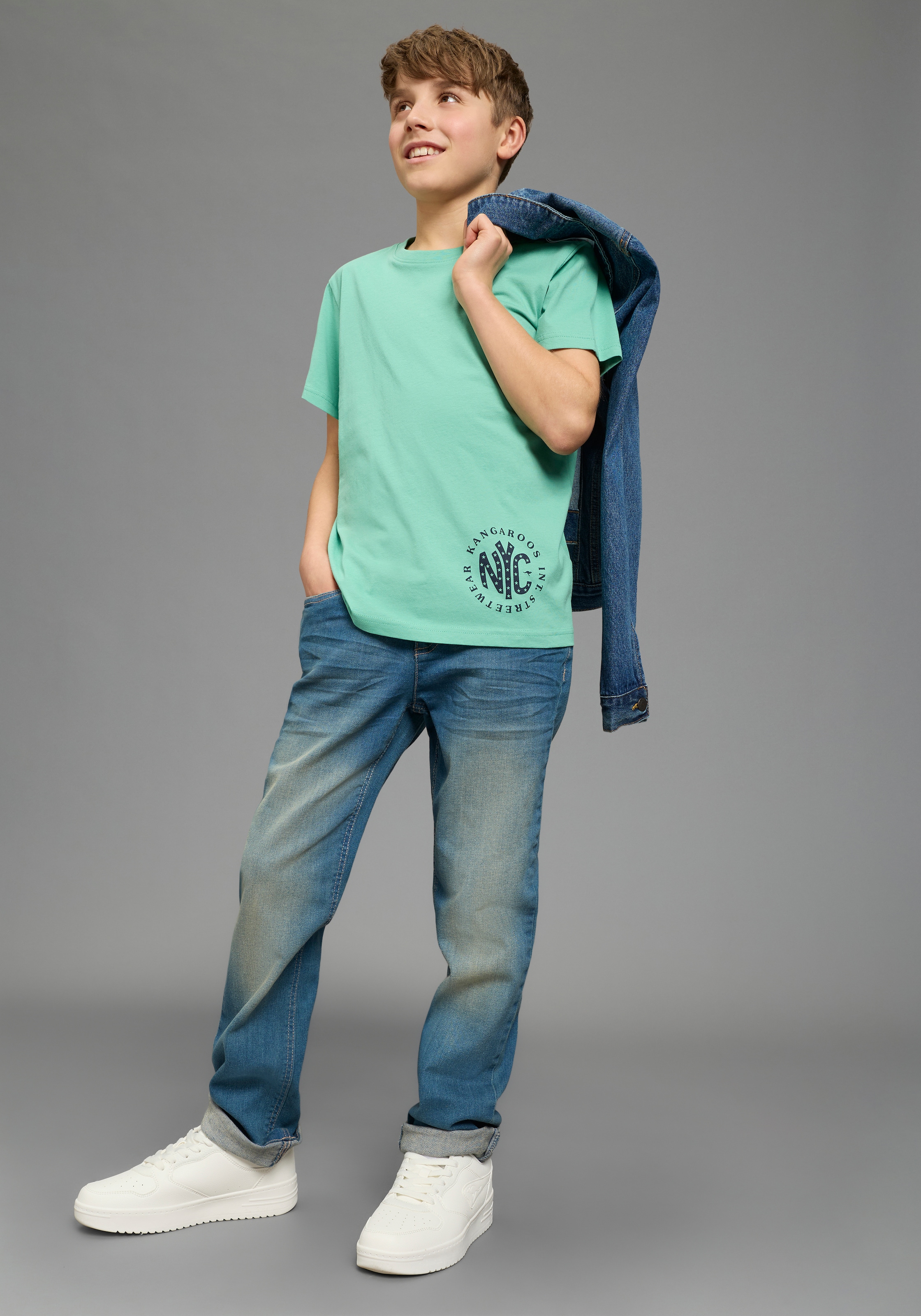 KangaROOS T-shirt »Kangaroos 2er Pack T-Shirts« Packung, 2, 2 pièces Basic Passform, mit Rundhalsausschnitt, bedruckt, aus Baumwolle