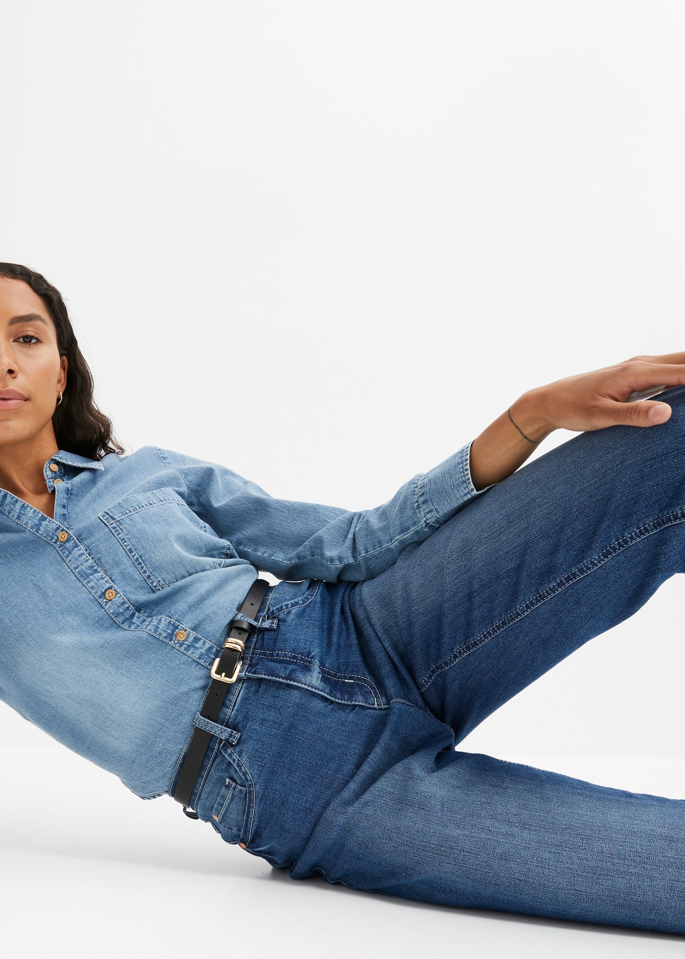 bonprix Ceinture de hanche »Gürtel« aus Polyurethan, feminin geschnitten, in Lederoptik, schwarz