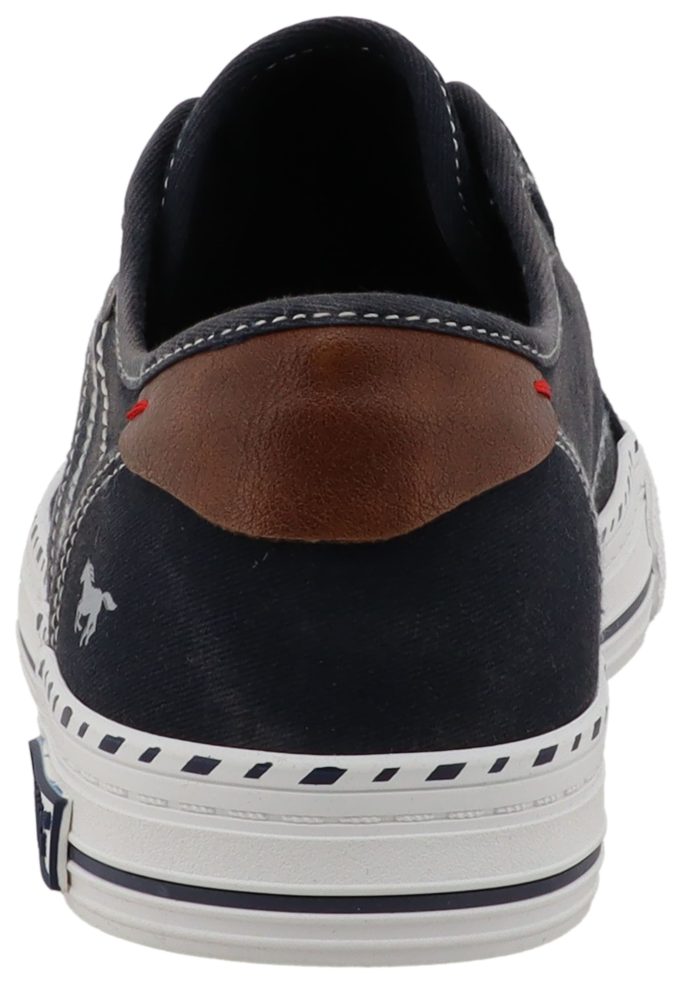 Mustang Shoes Baskets slip-on »Magdalena«  Chaussure décontractée, mocassin, chaussure à enfiler avec empiècements contrastés