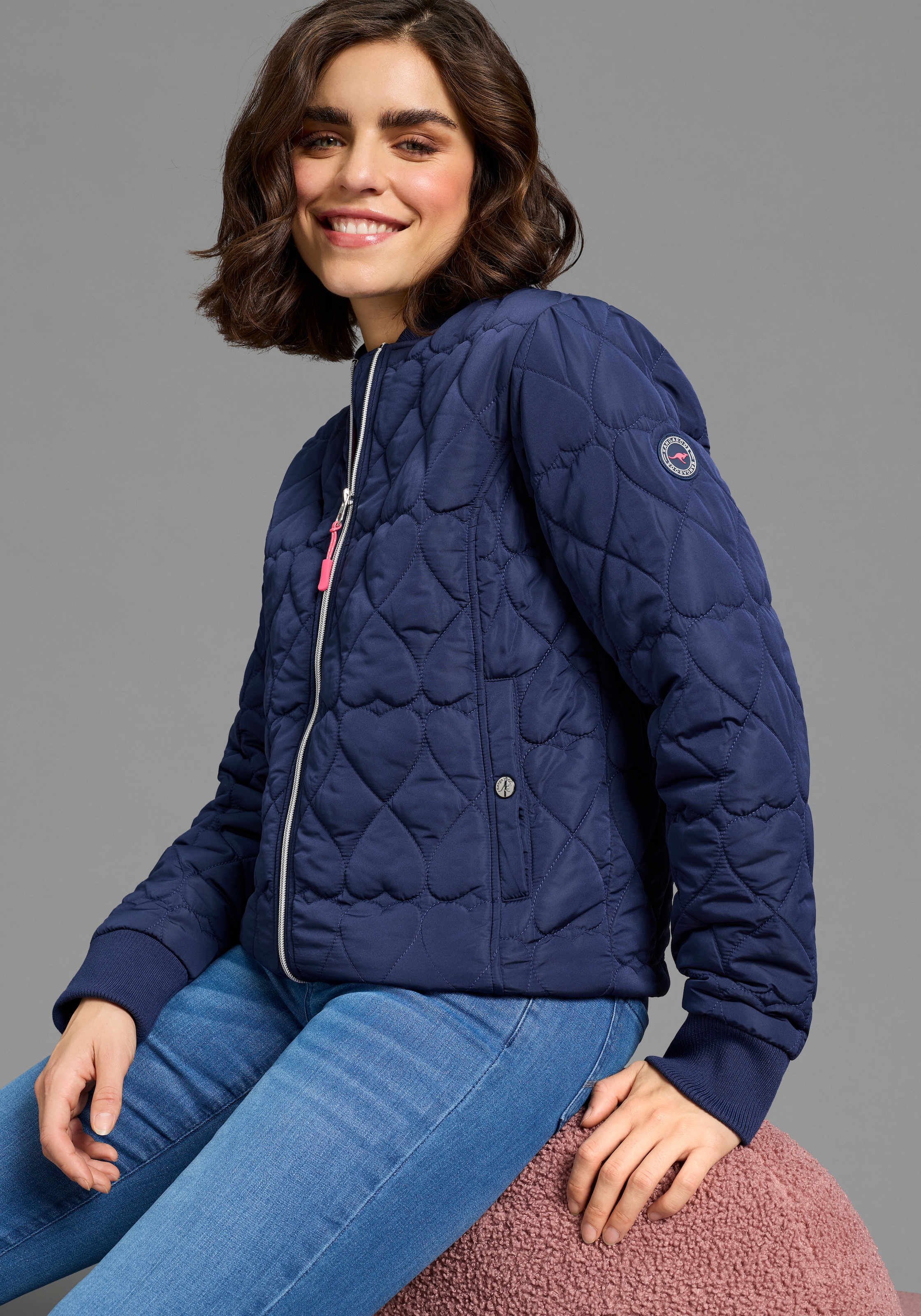 KangaROOS Veste matelassée ohne Kapuze mit gesteppten Herzen, Übergangsjacke