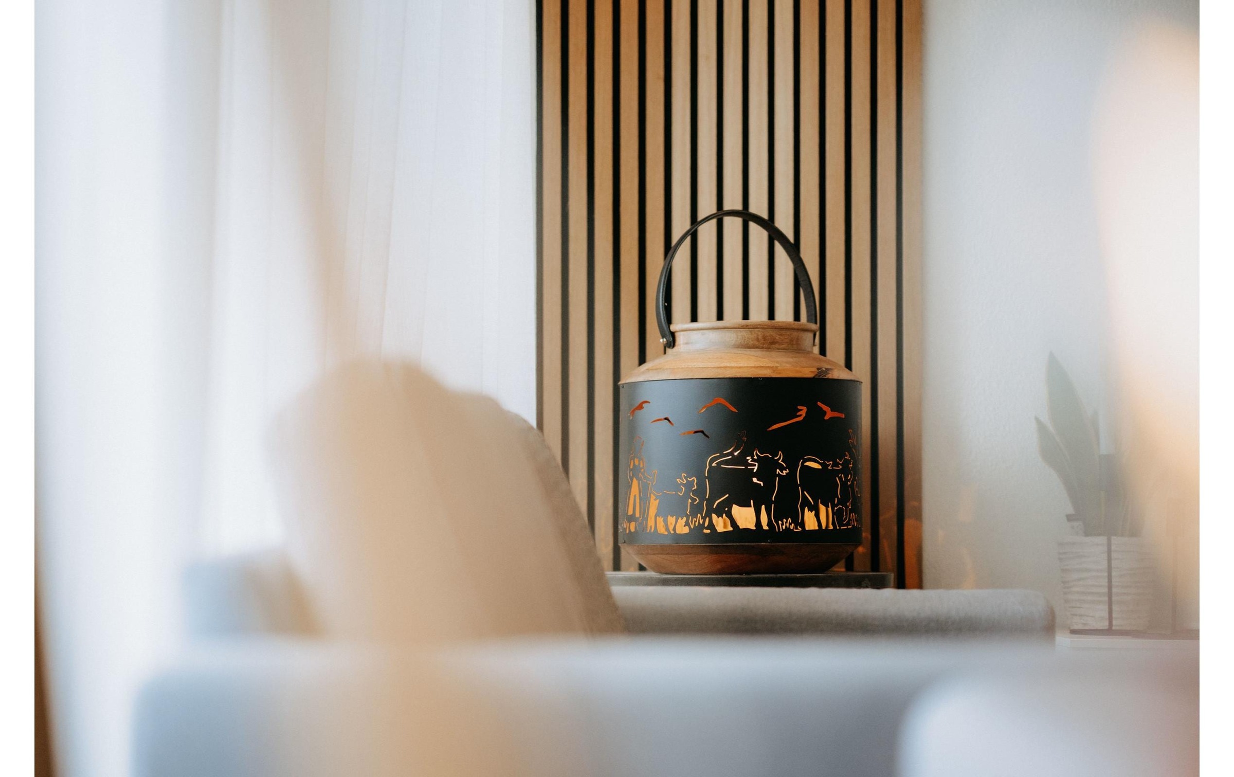 Kadastar Kerzenlaterne »Alpaufzug Familie« Laterne Scherenschnitt