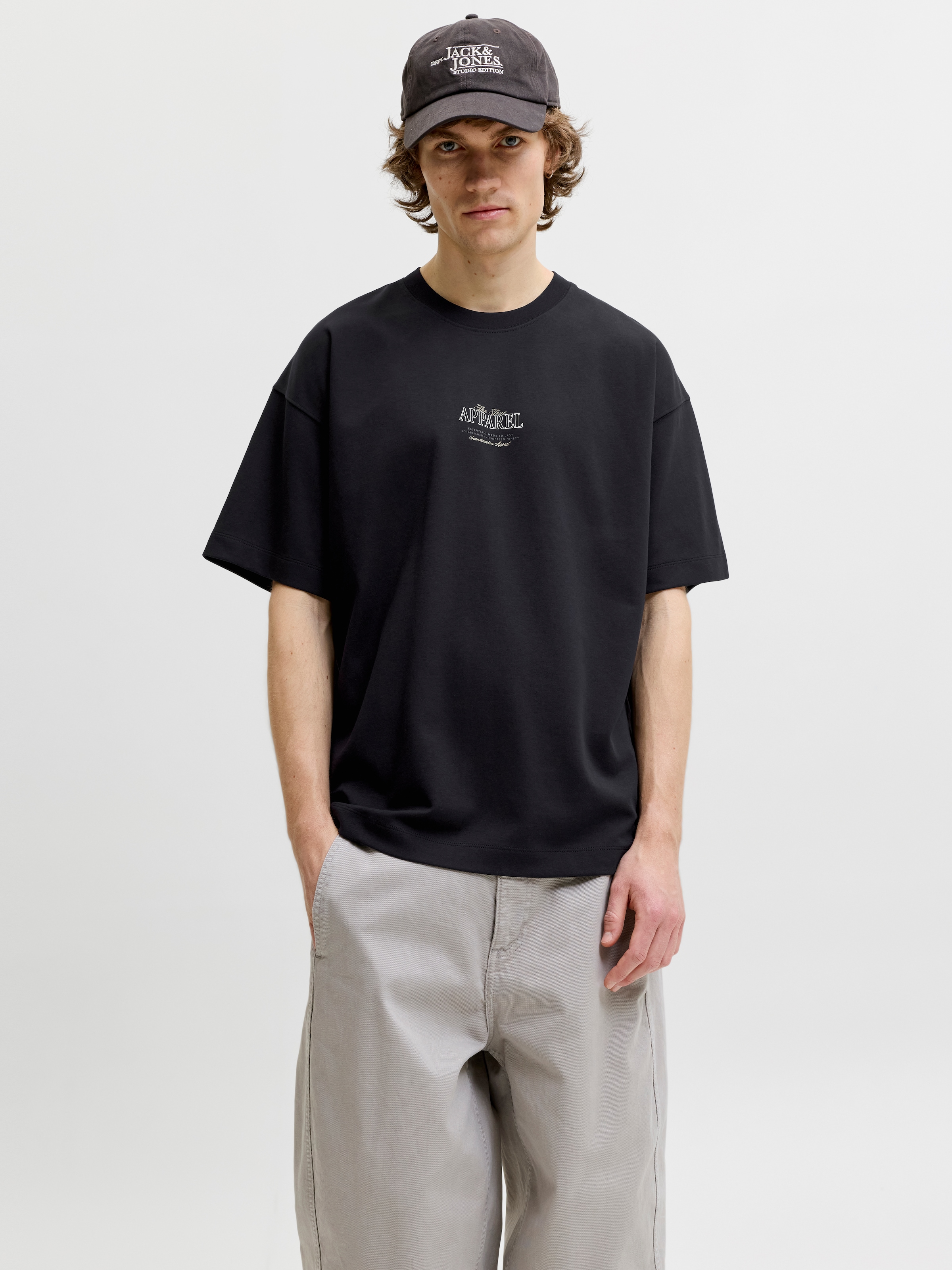 Jack & Jones T-shirt »JJEBARRON STUDIO TEE SS O-NECK SN« mélange de coton, coupe ample