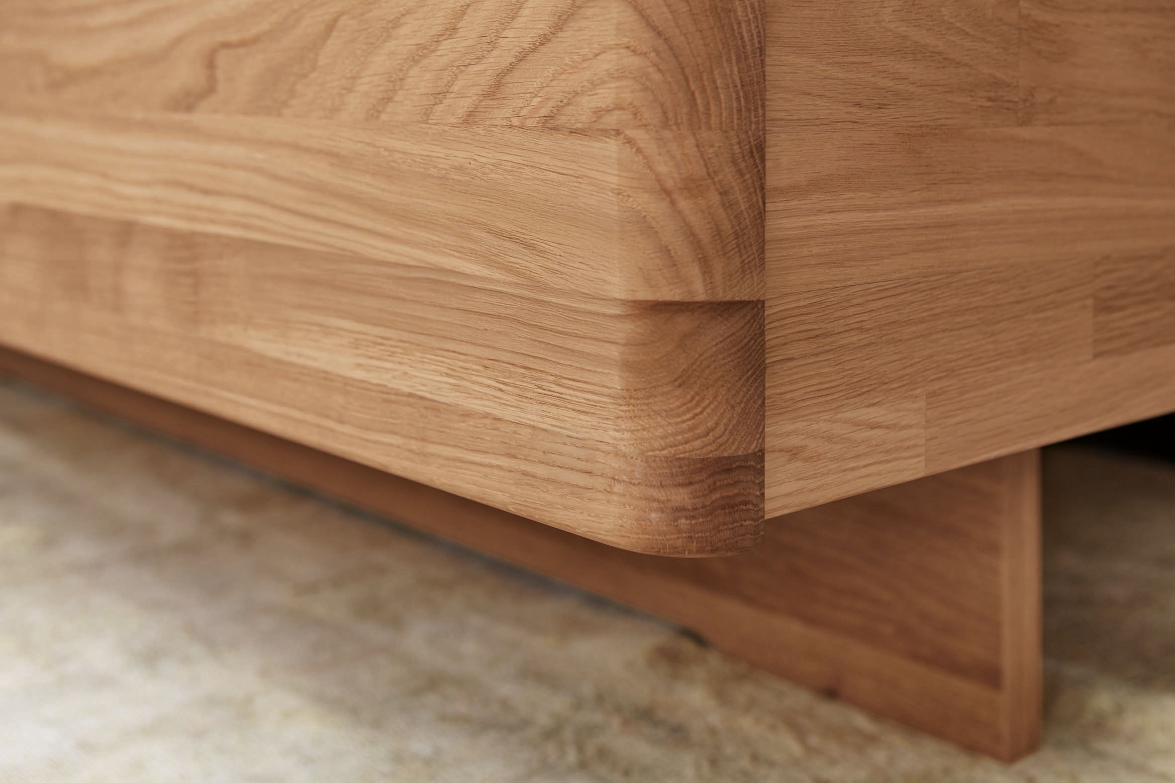 WIEMANN Holzbett »Cardiff, Bettgestell, Bettrahmen, teilmassiv, mit Polsterkopfteil« Belastbarkeit 110/220 Kg, 4-fache höhenverstellbar, MADE IN GERMANY,  Fussteil aus Massivholz, verschiedene Grössen