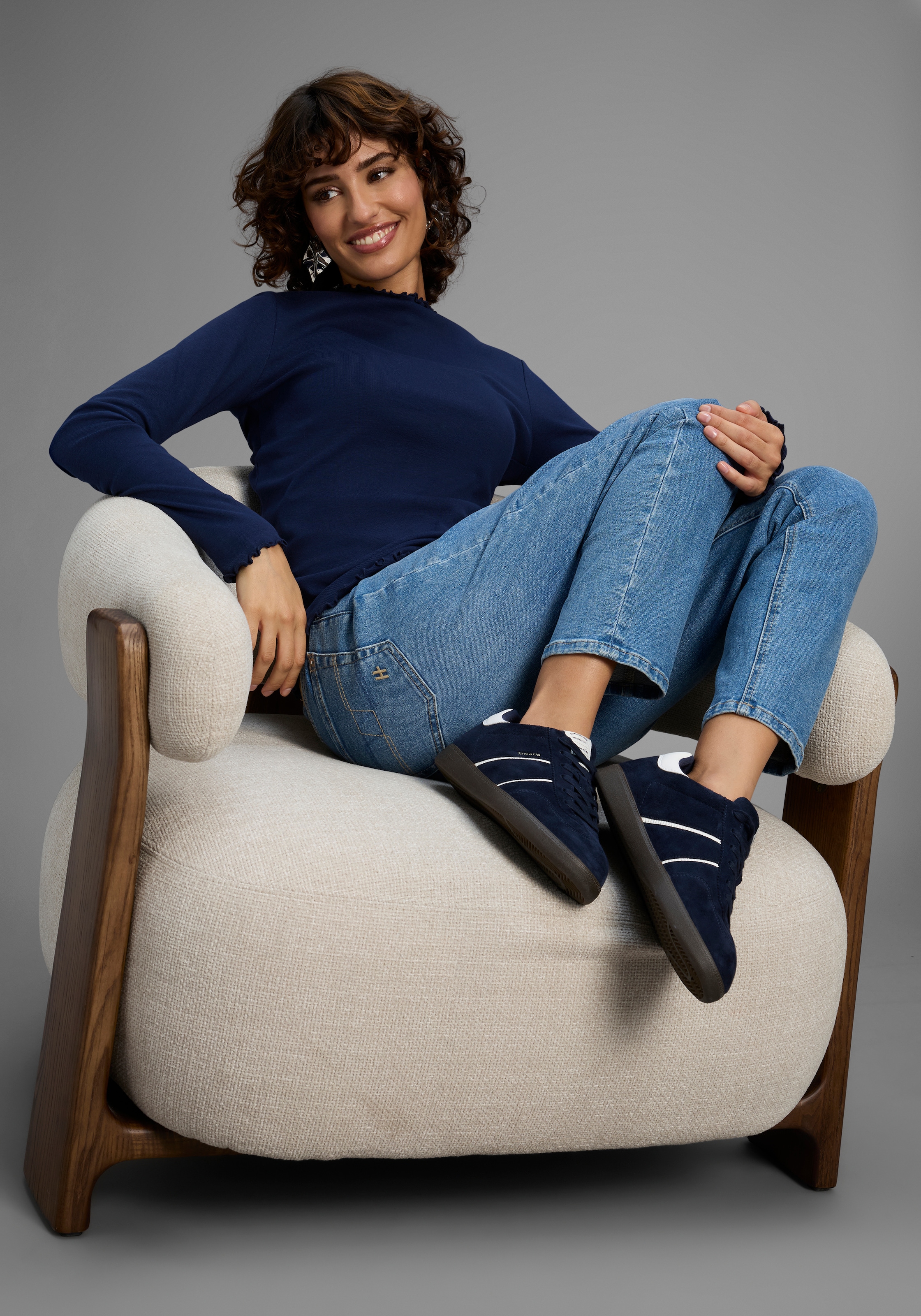 Flashlights T-shirt à manches longues, 2 cuis sehr figurbetonte Passform,  gekräuselter Ausschnitt
