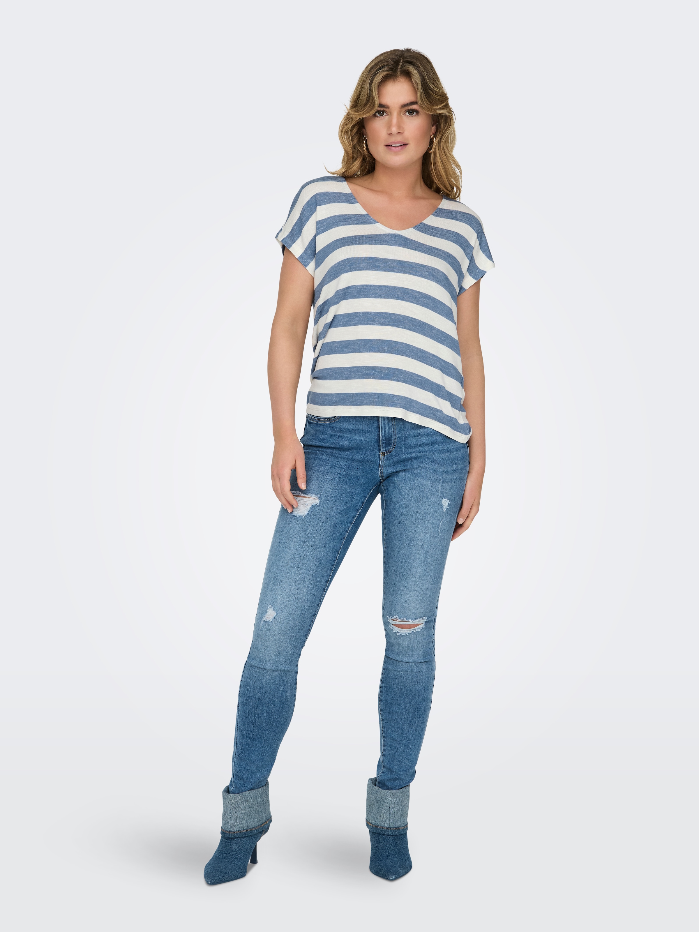 ONLY T-shirt en V »ONLLIRA LIFE S/S V-NECK TOP JRS NOOS«