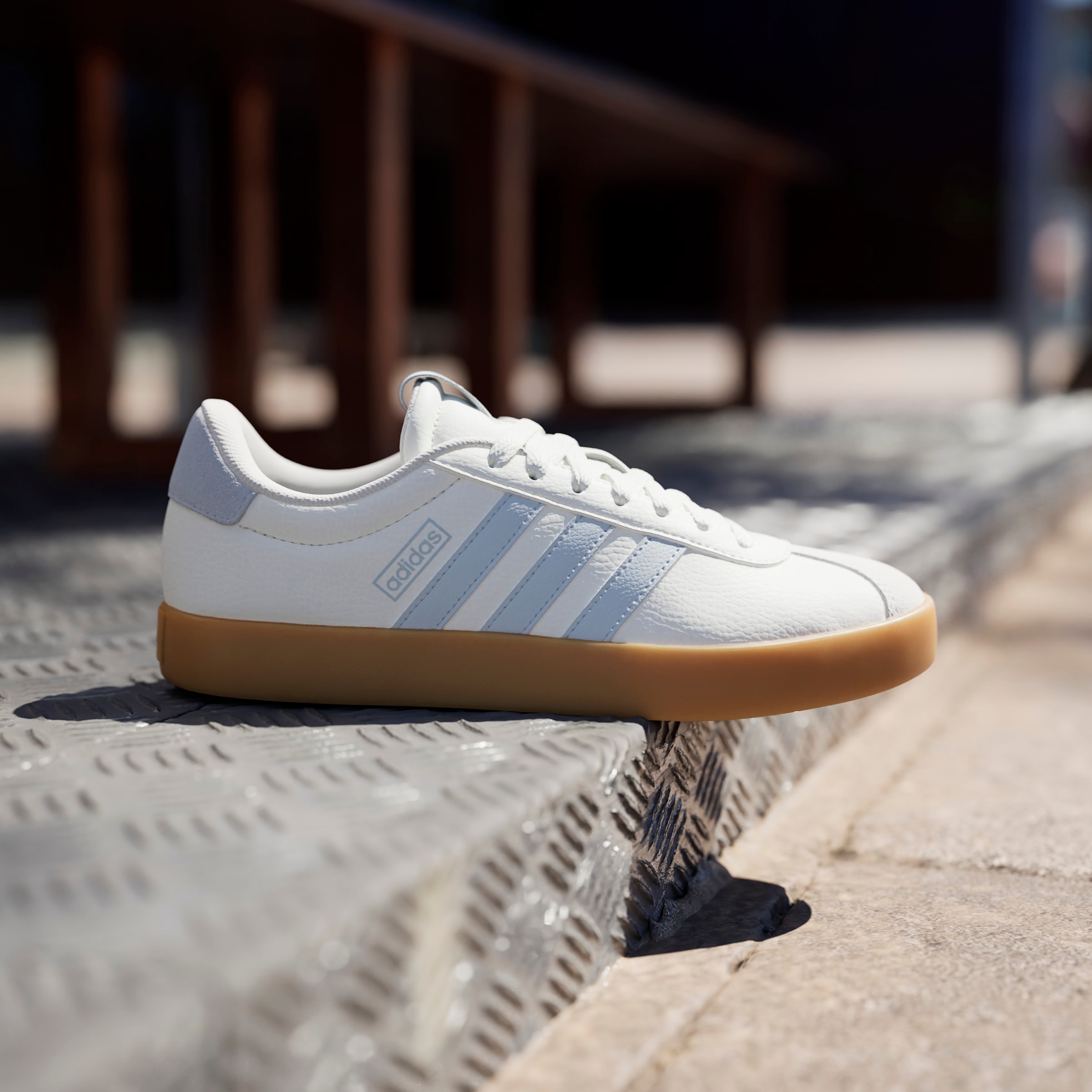adidas Sportswear Sneakers »VL COURT 3.0«  inspiriert vom Design des adidas samba