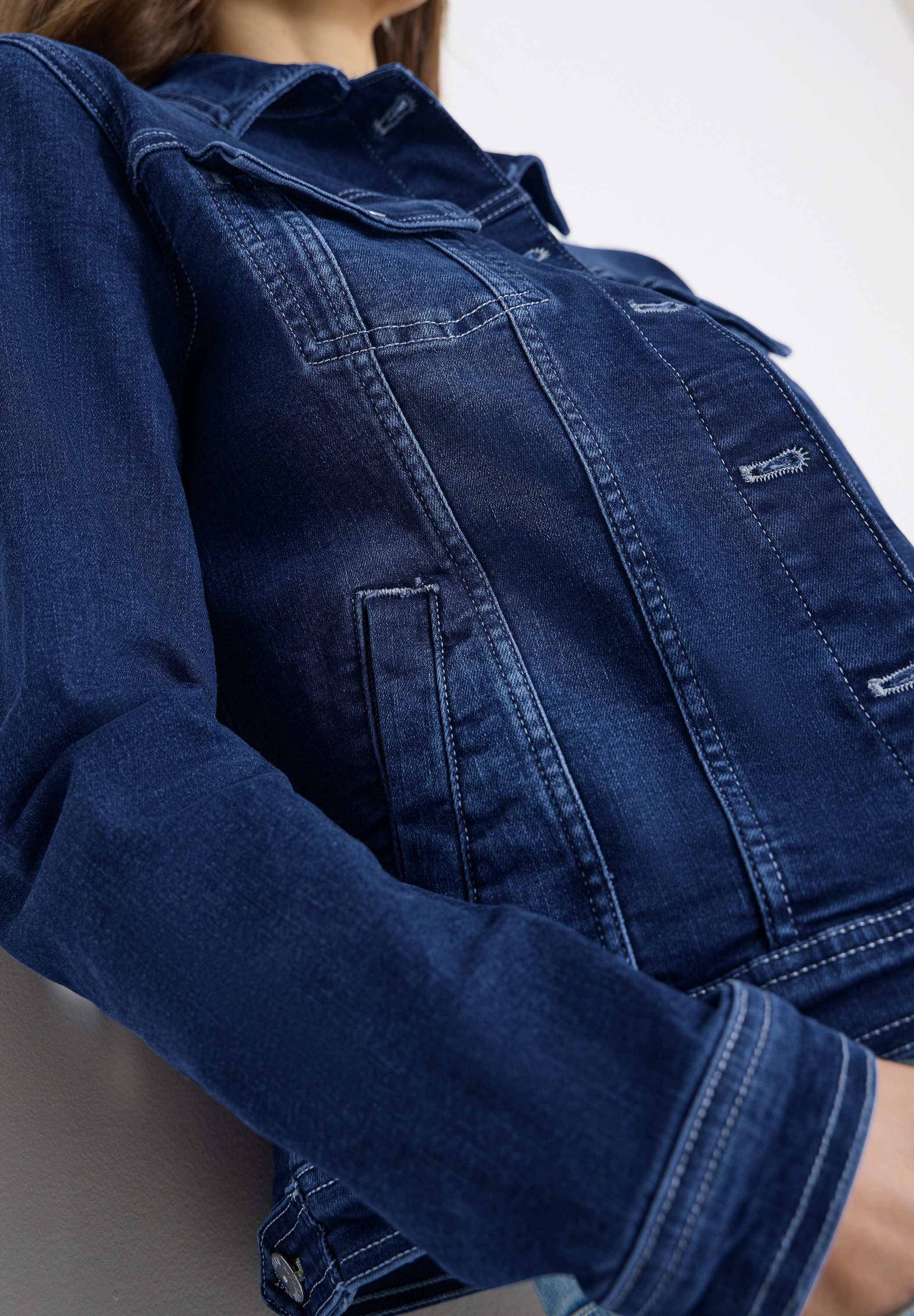 Cecil Veste en jean sans capuche avec poches poitrine et boutons