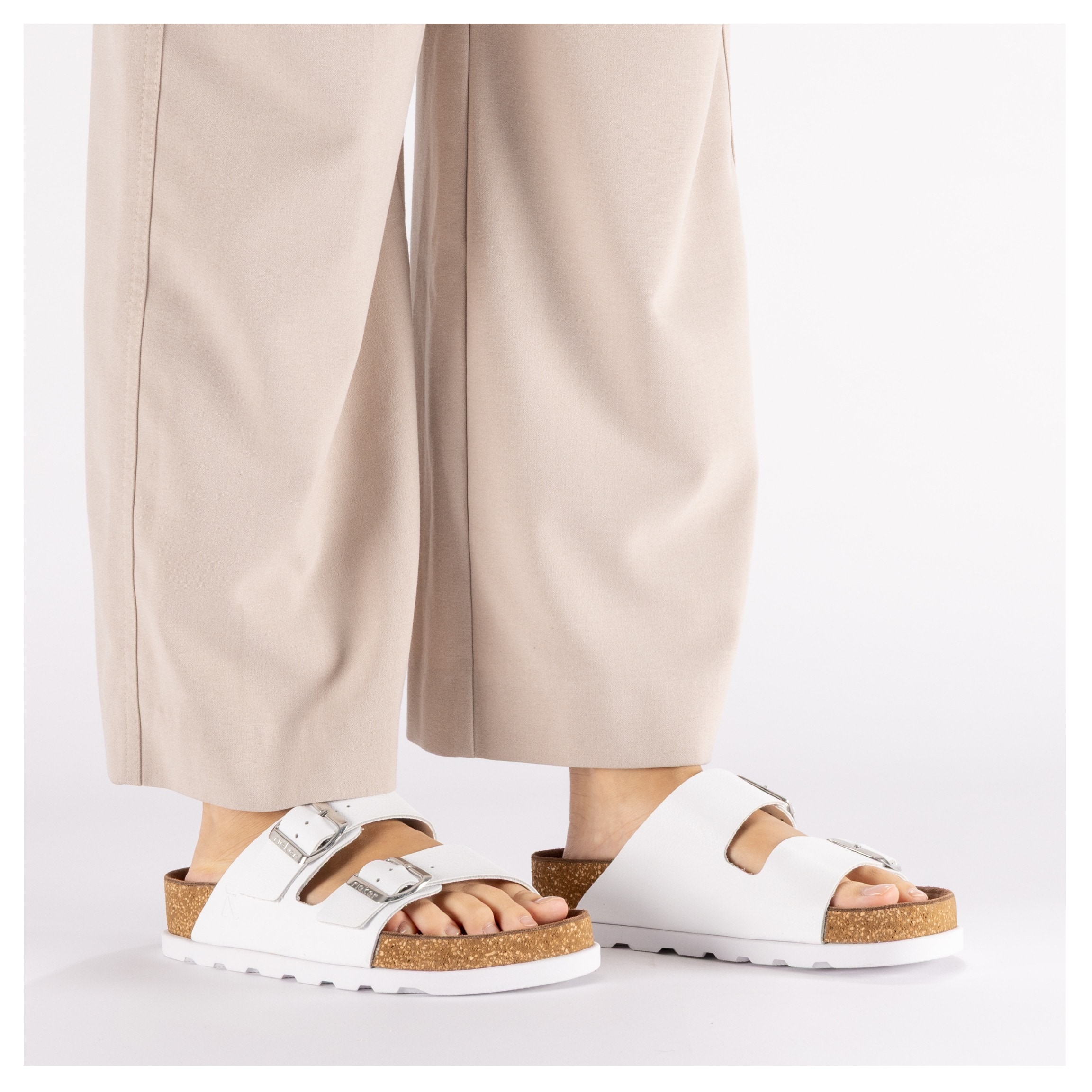 Rieker Pantolette  Hausschuh, Sommerschuh, Strandschuh, Zweischnaller mit Softfussbett