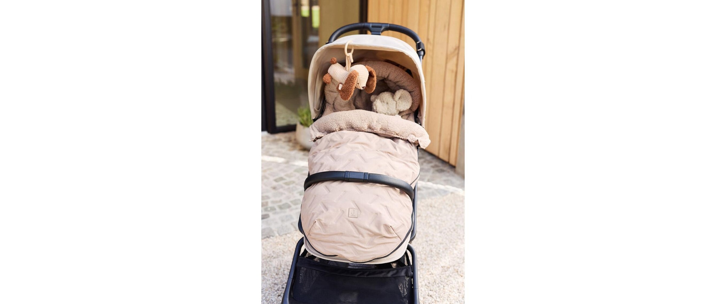 Jollein Fusssack »Embossed Milky Coffee« Wärmeschutz für Kinderwagen
