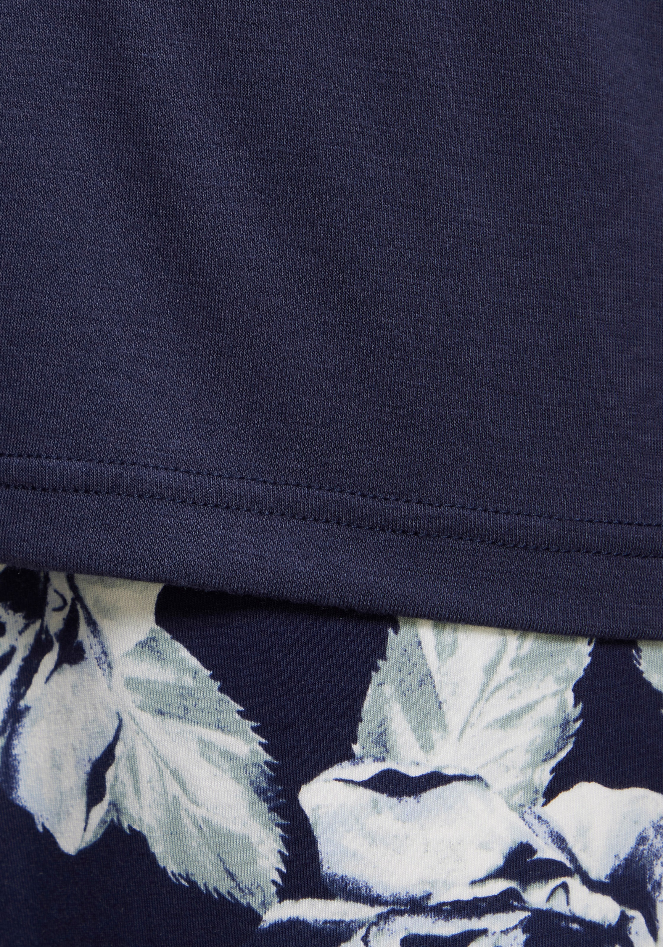 LASCANA Pyjama 2 Stk. tlg., mit schönem Blumenmuster