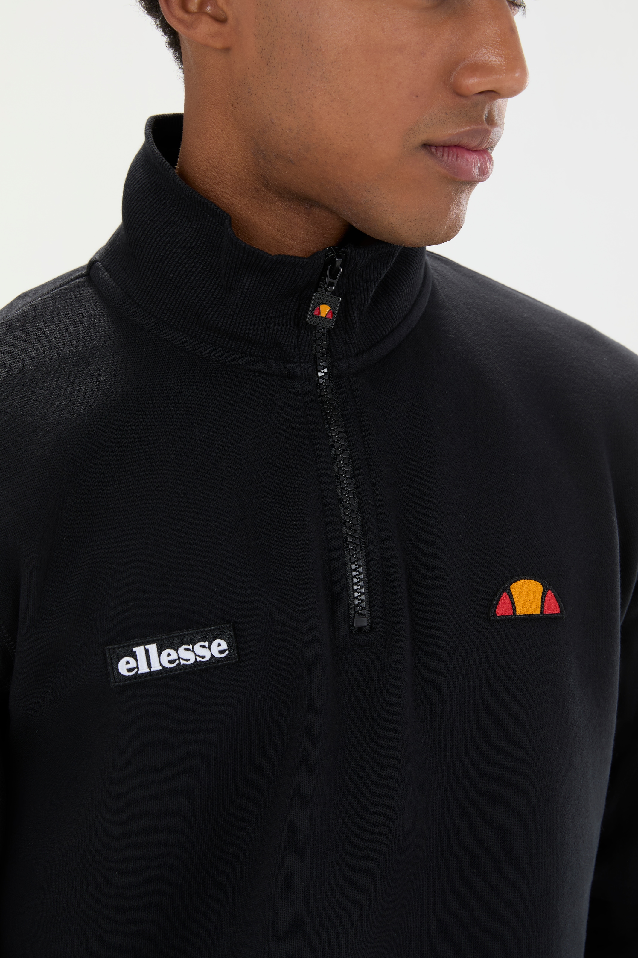 Ellesse Sweat-shirt »VERAZO 1/4 ZIP TOP«, mit 1/4-Zip-Ausführung, aus angerauter Sweatware
