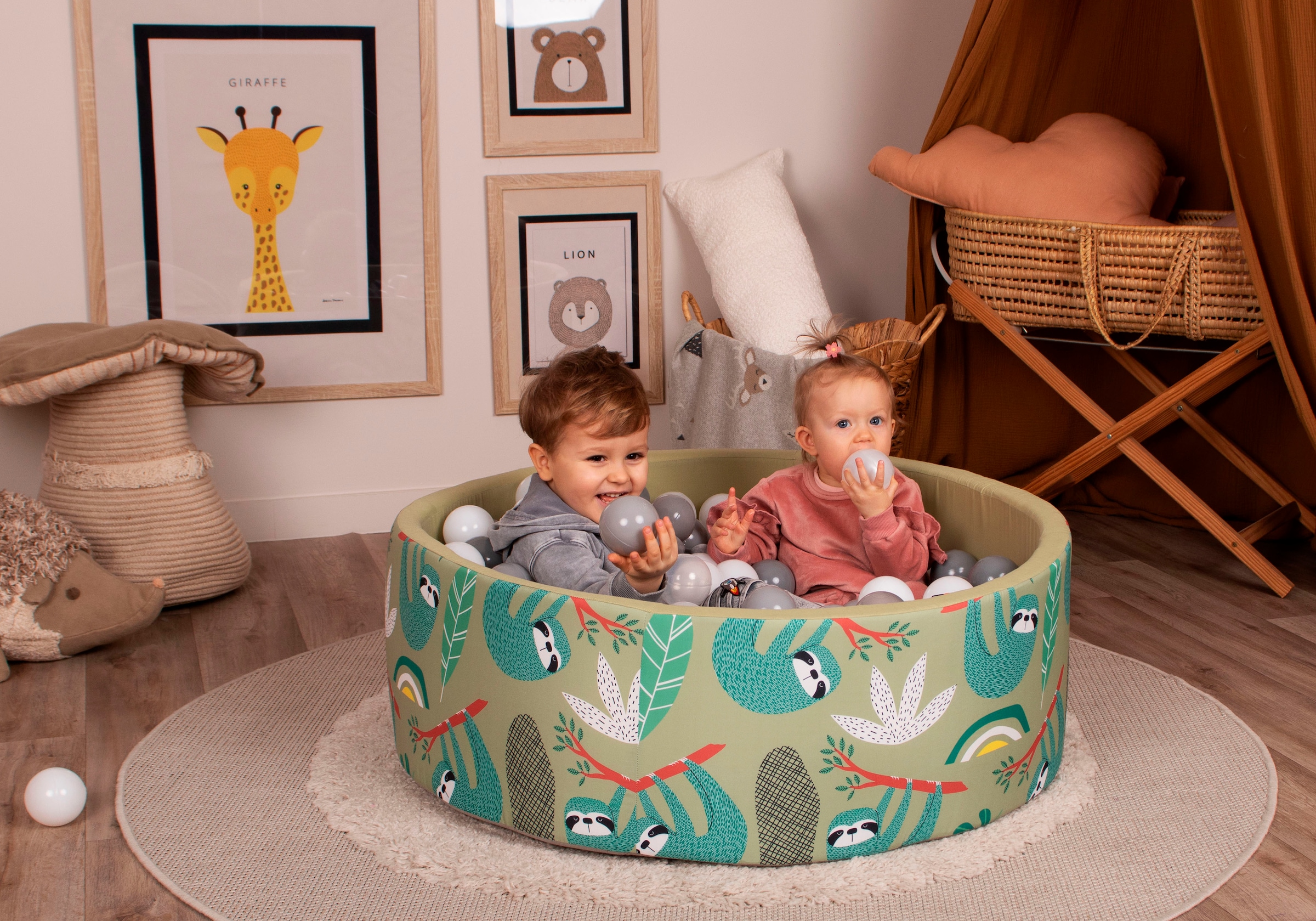 Knorrtoys® Bällebad »Soft, Faultier« Mit 150 Bällen grey/white/transparent, Made in Europe