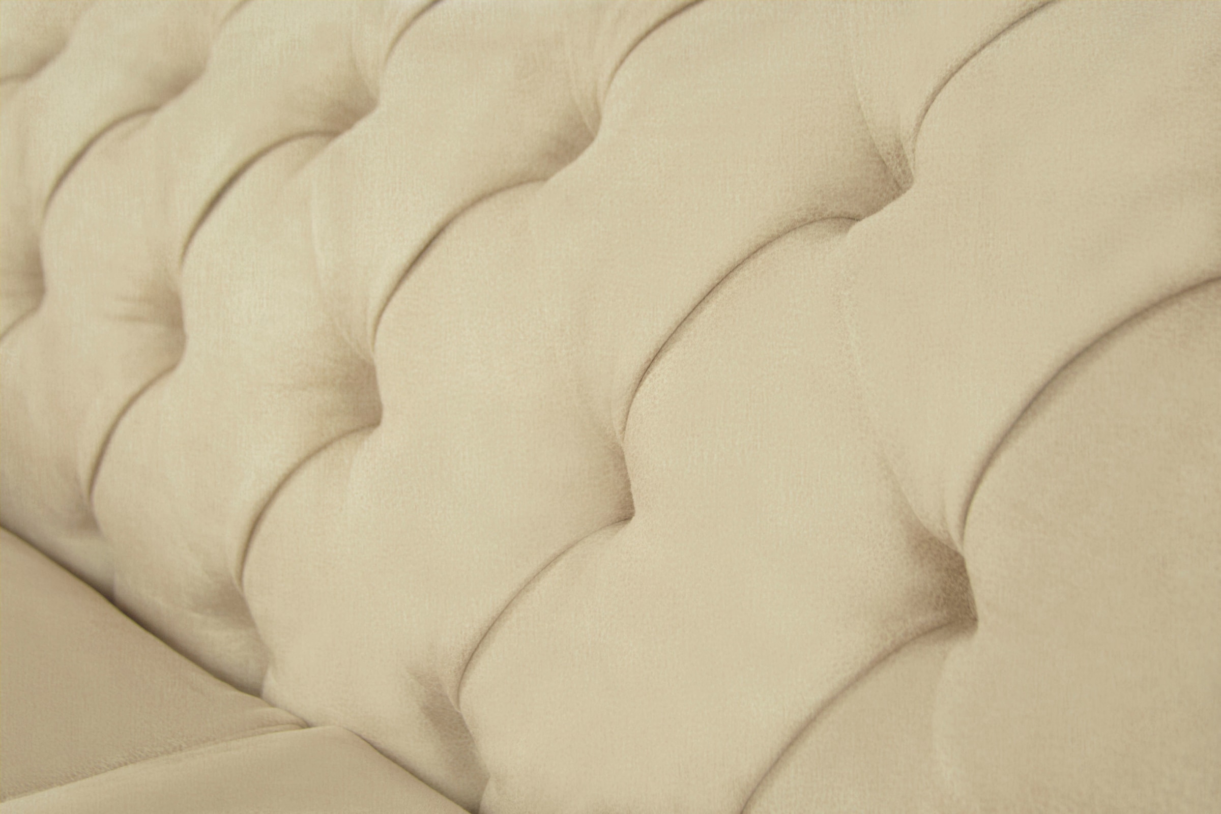 Home affaire Canapé Chesterfield »Duc 3-Sitzer« hochwertige Knopfheftung im Rücken, Samtoptik mit changierender Optik